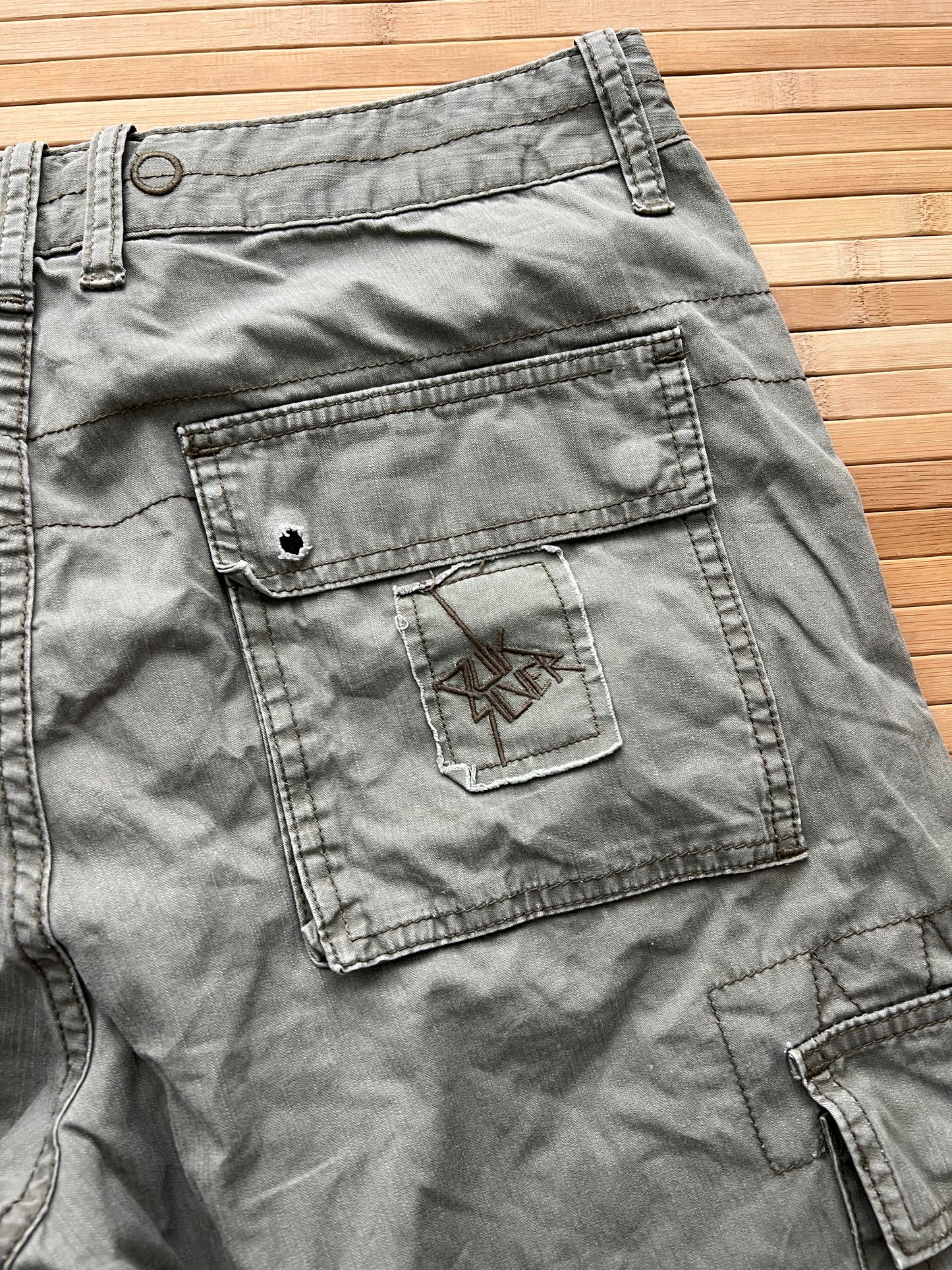 Quick Silver Green Cargo Shorts (34)