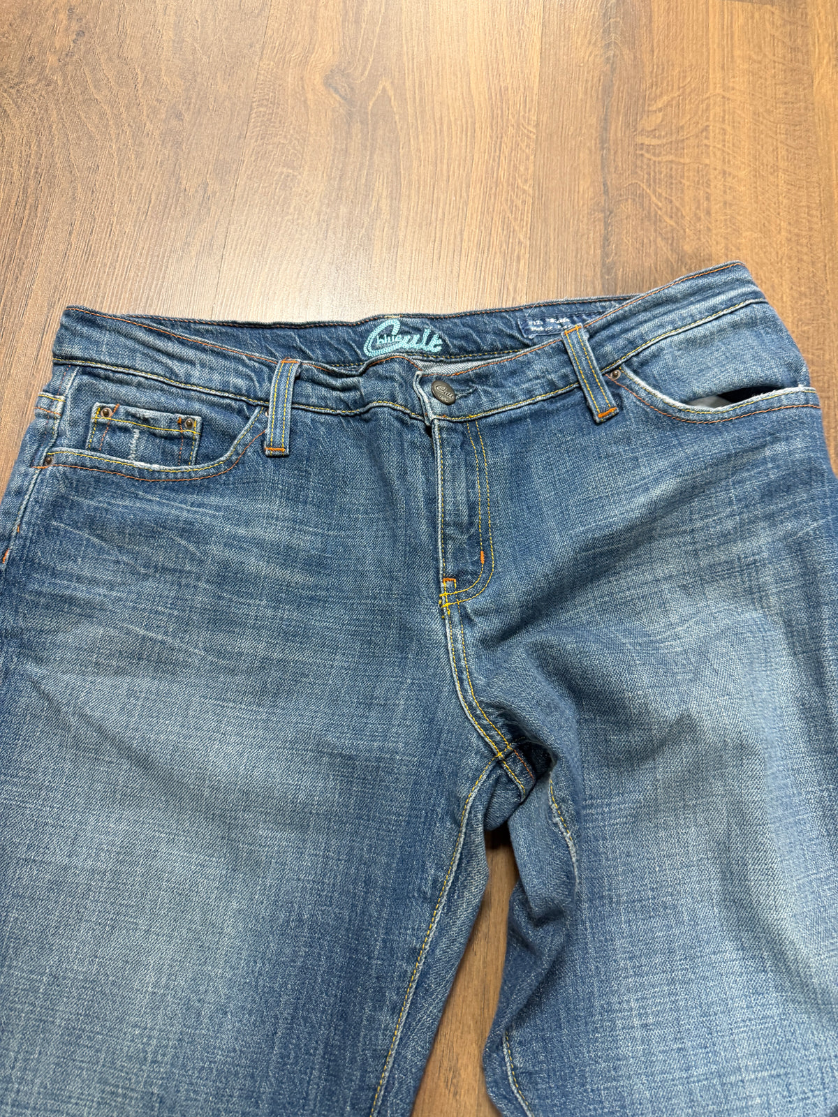Blue Cult Flared Jeans 💁🏼‍♀️ (32x31)