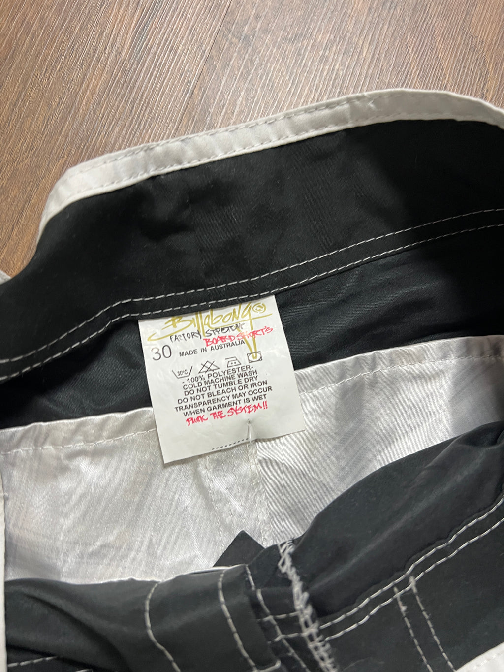 Billabong plaid board short (32)