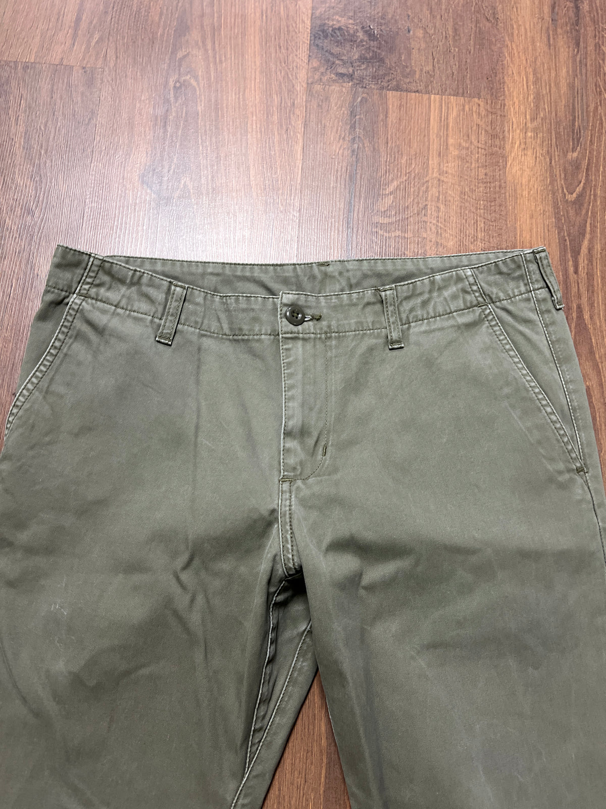 Carhartt khaki chino pants(34x30)