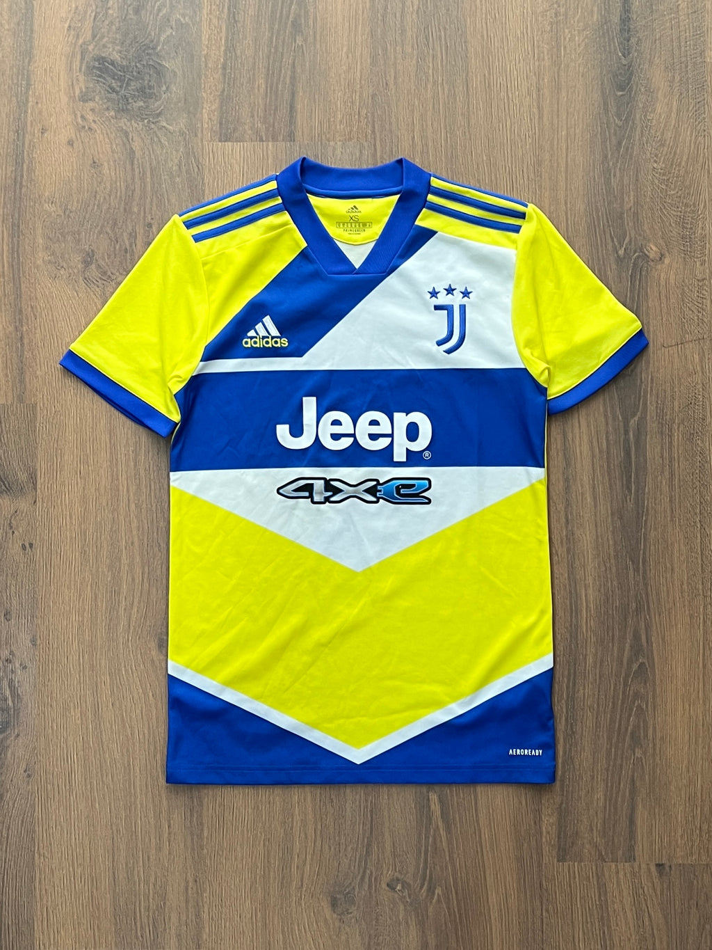 Juventus 2020/21 Third Jersey (Xs)