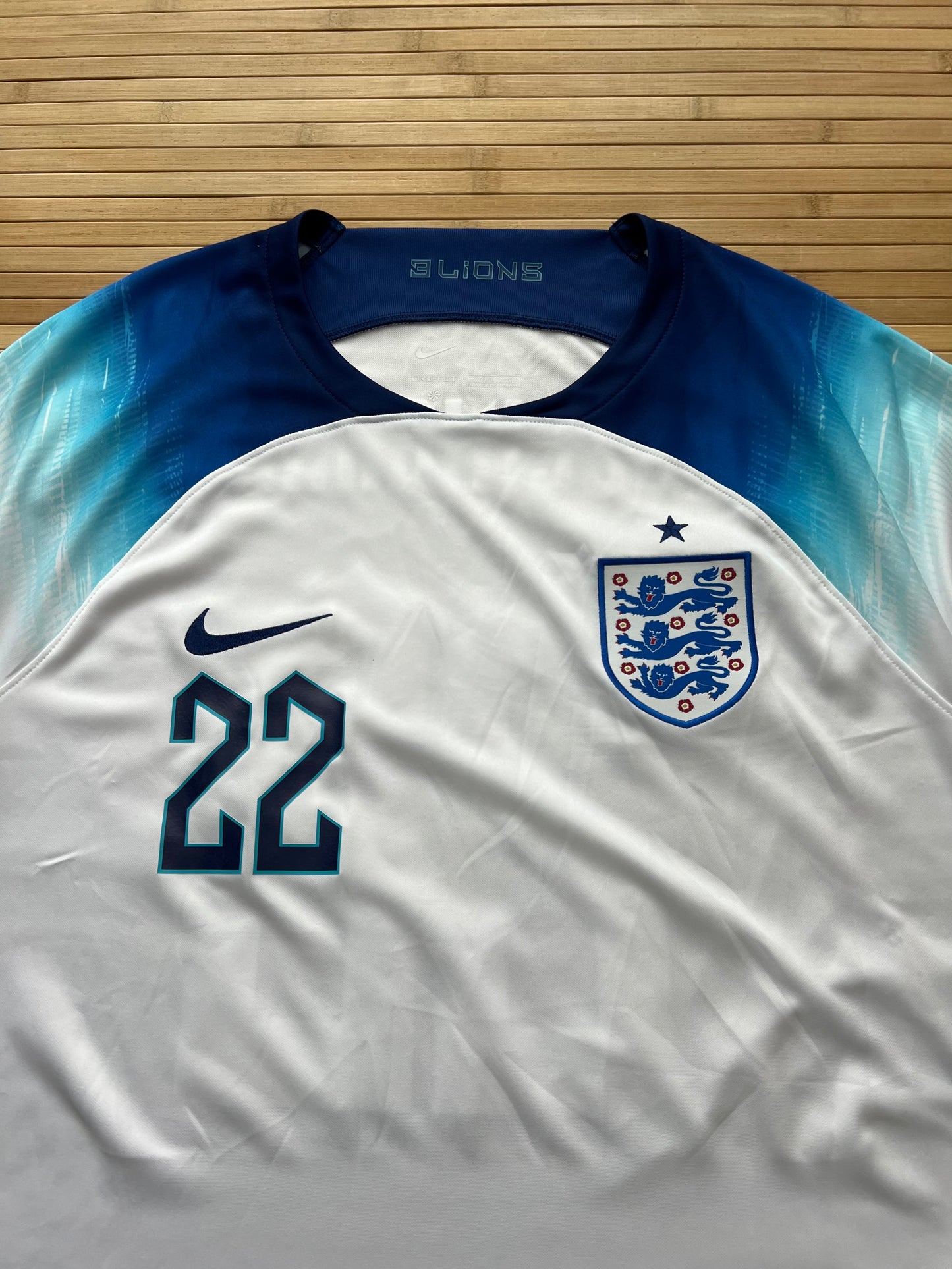 England Bellingham 2022 Home Jersey New with tags (XL)