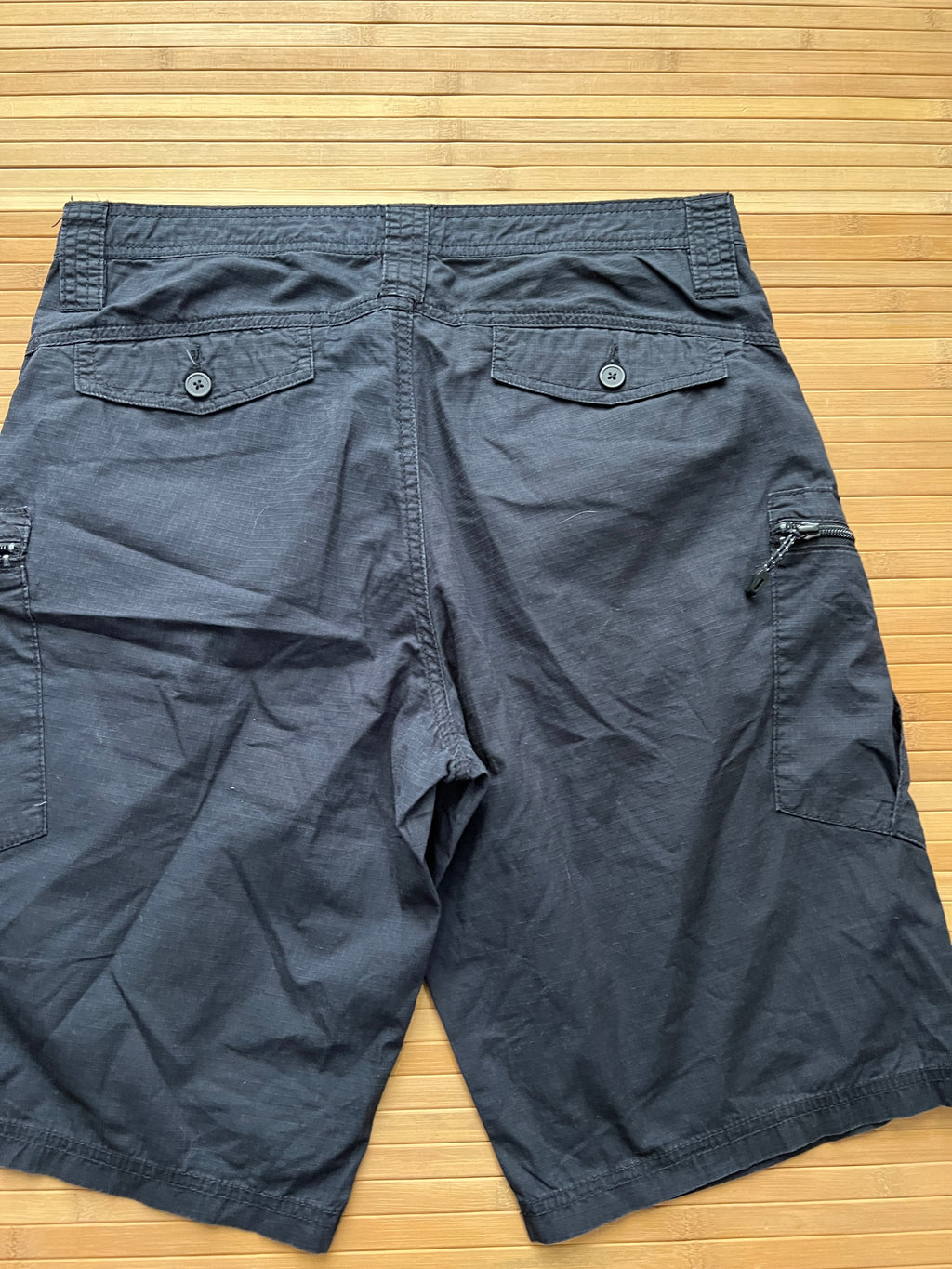 Armani Cargo Shorts (32)