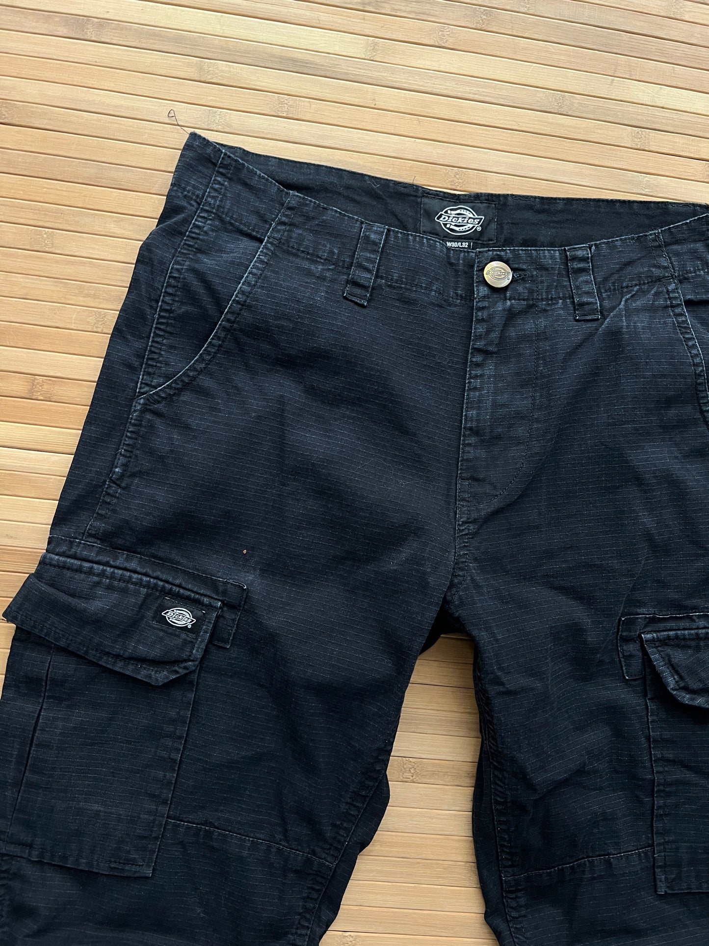 Dickies Cargo (30x30)