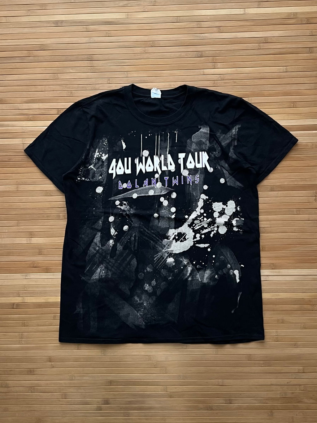 Dolan Twins World Tour (XL)