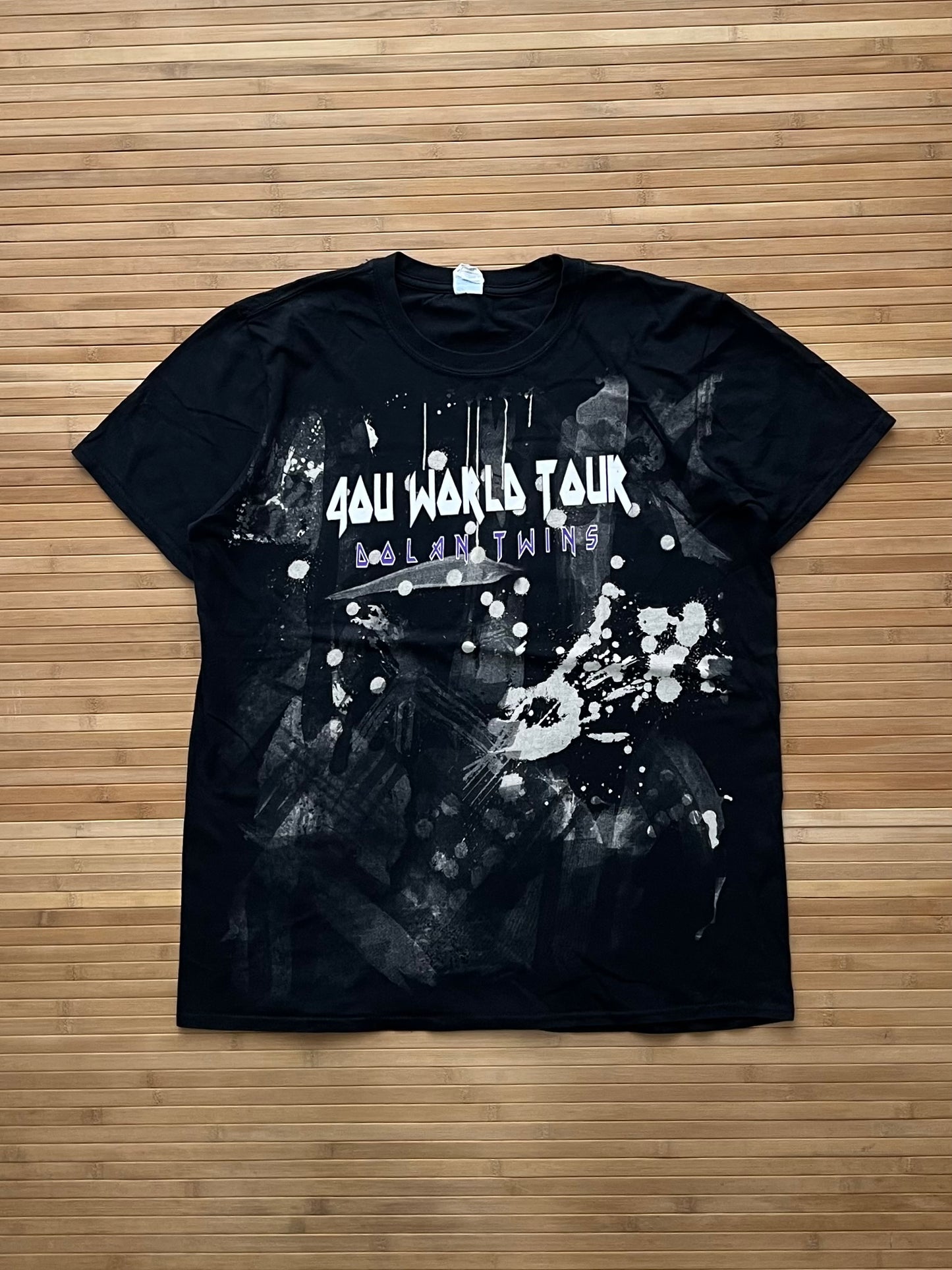 Dolan Twins World Tour (XL)