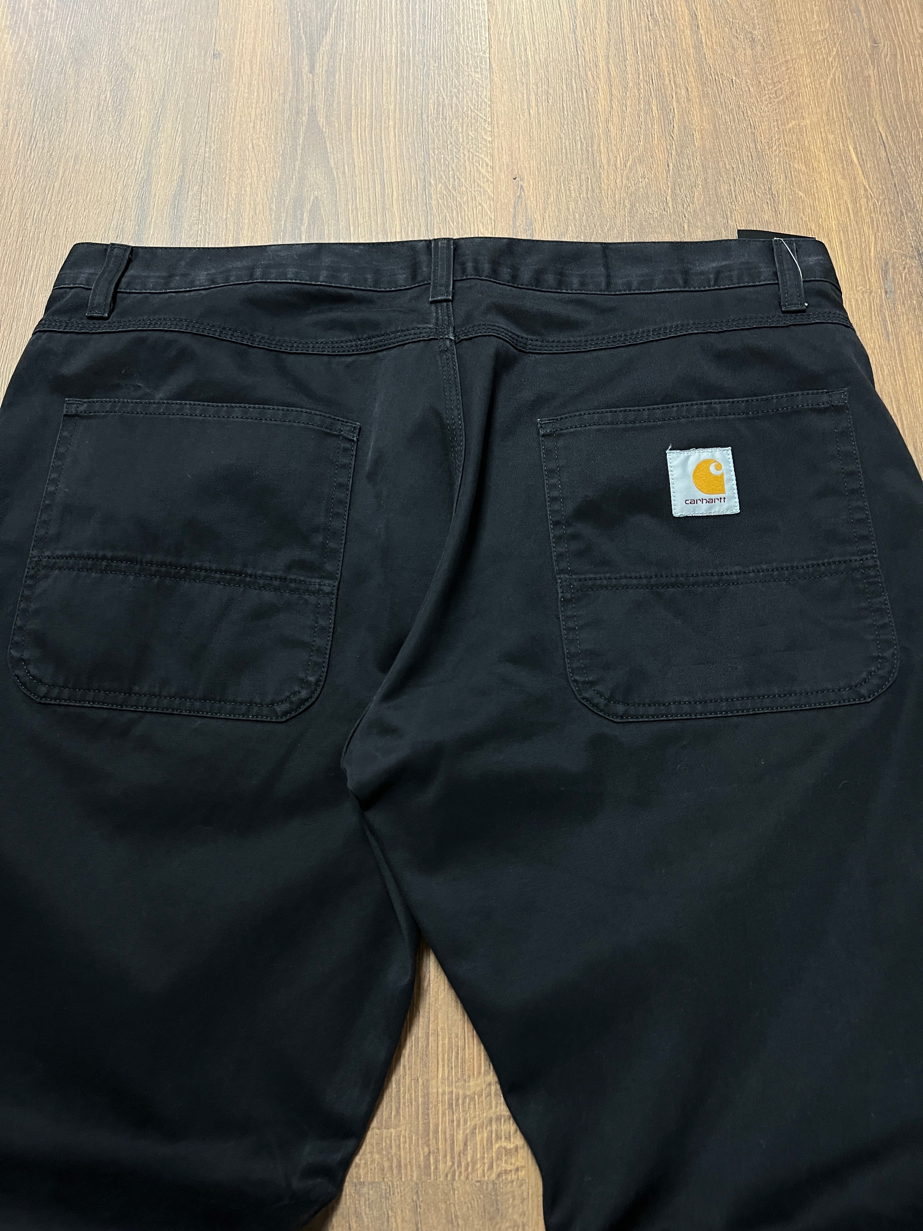 Black Carhartt Jeans (36x34)