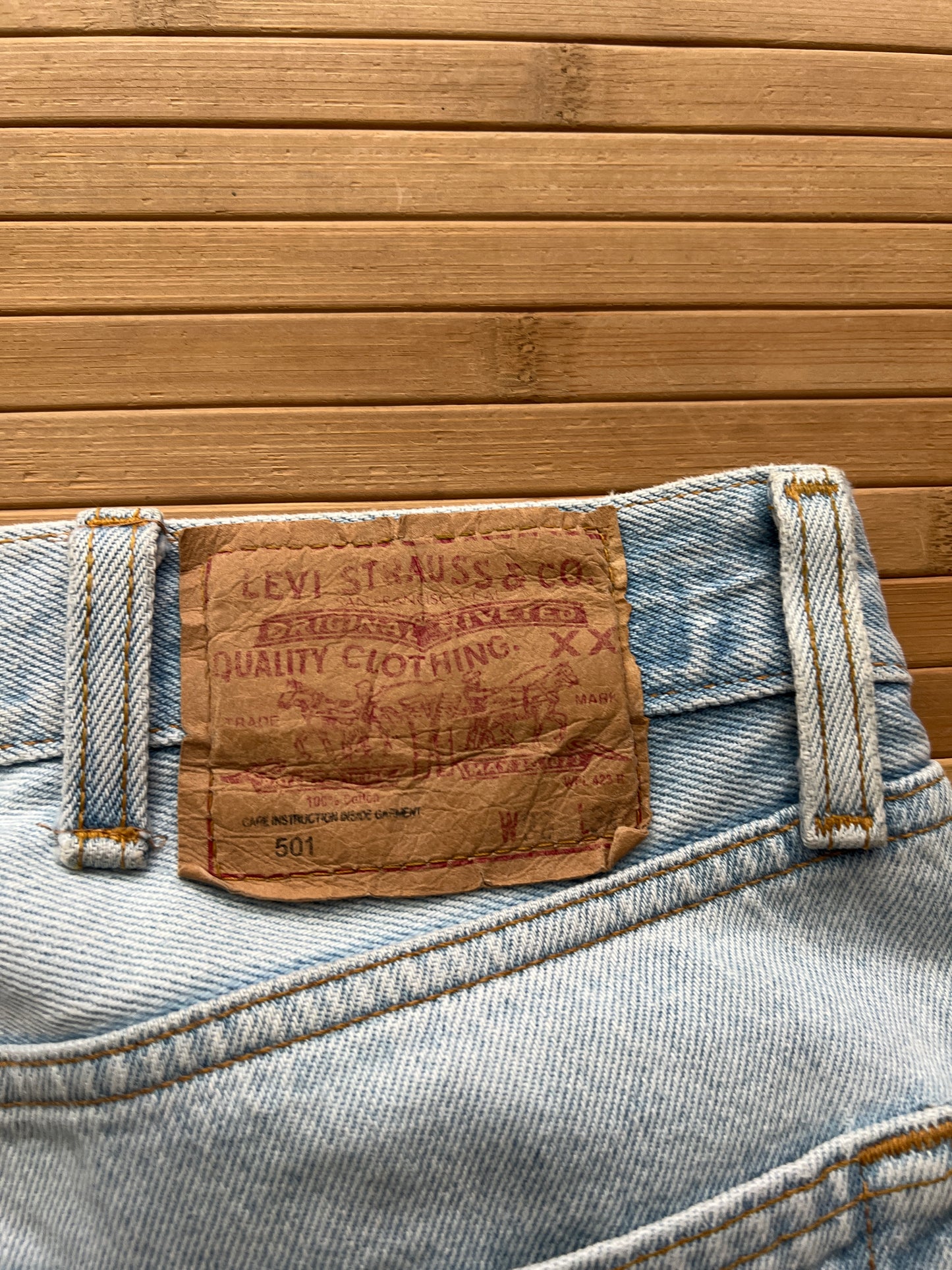 Levis Jeans (38x30)