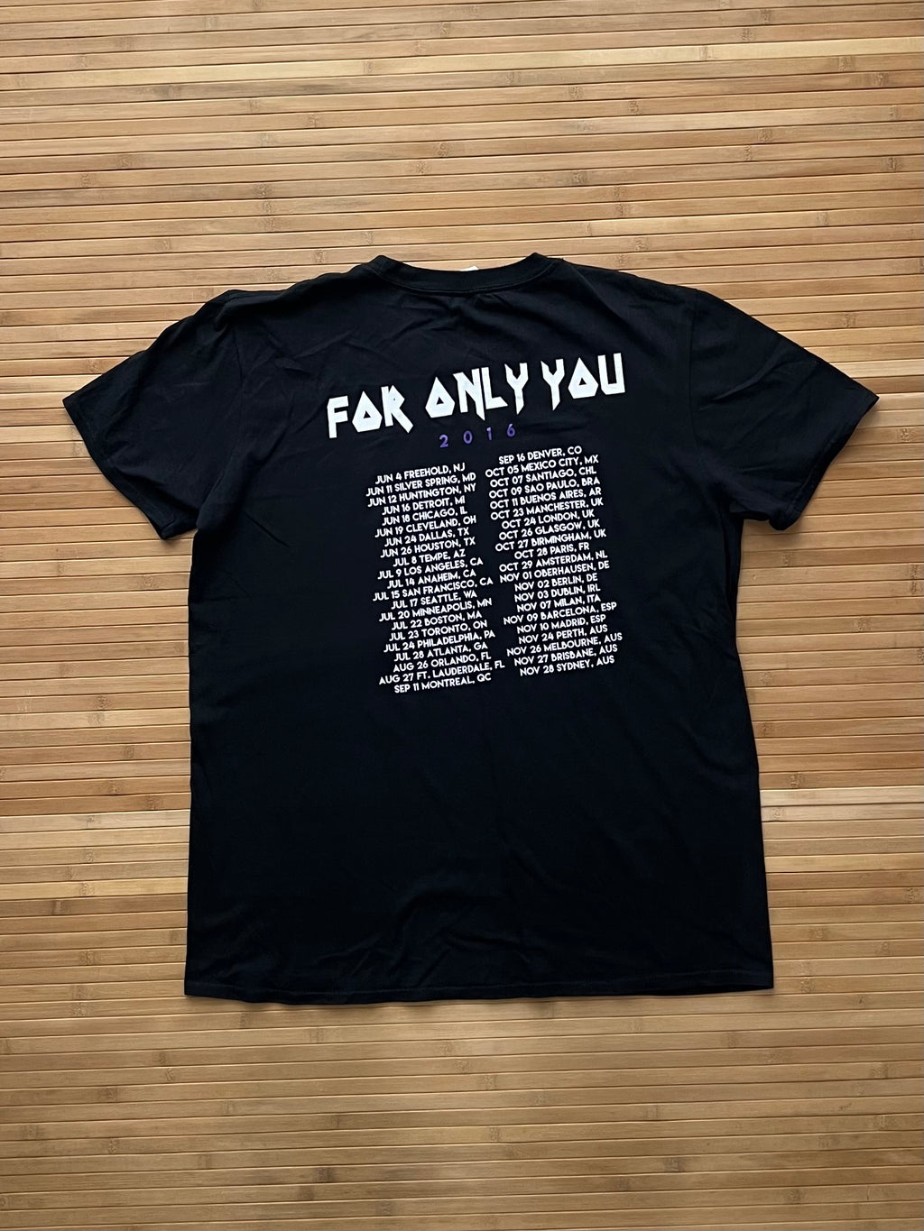 Dolan Twins World Tour (XL)