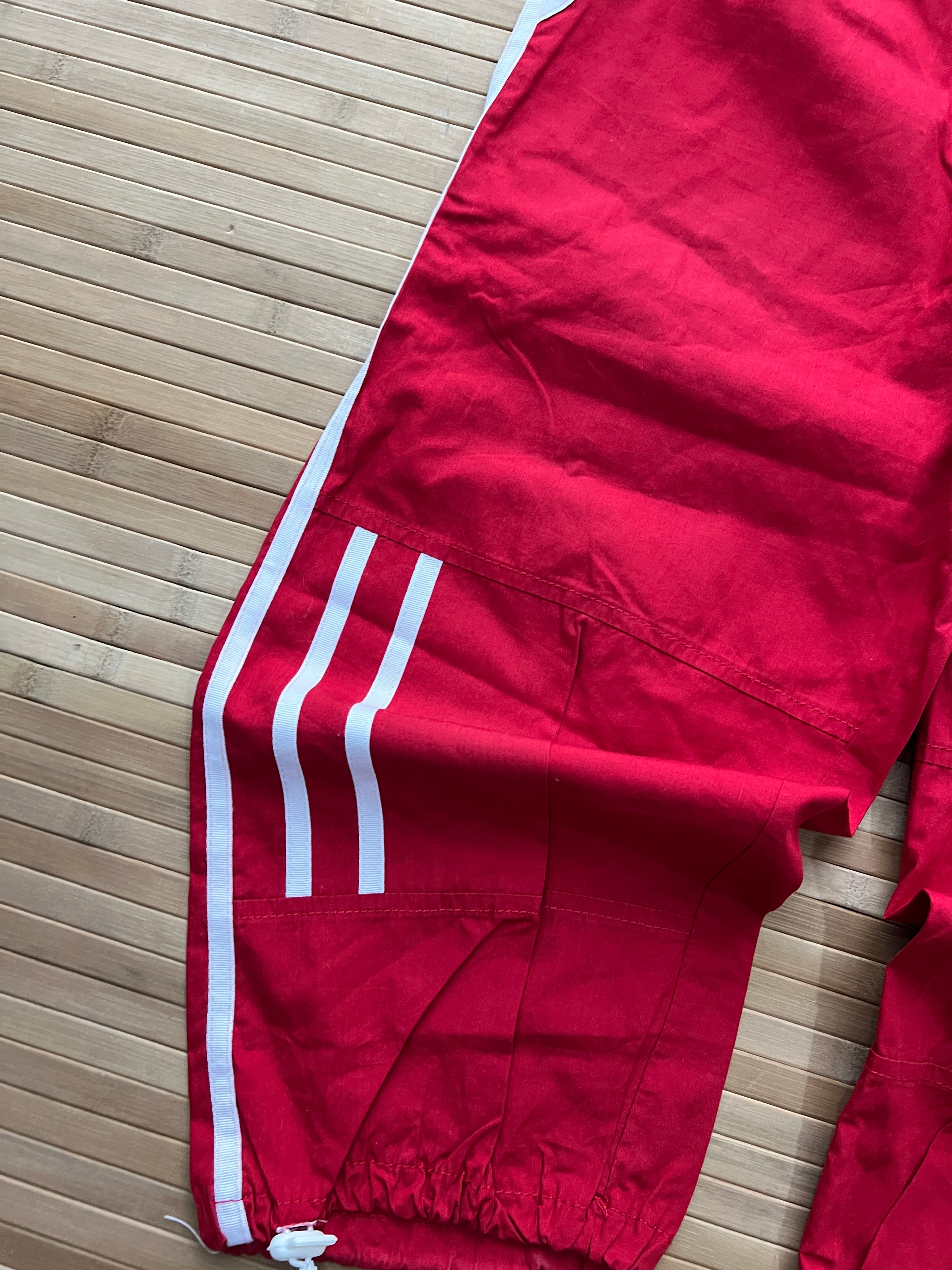 Red Capris 🙋‍♀️ (28/30)