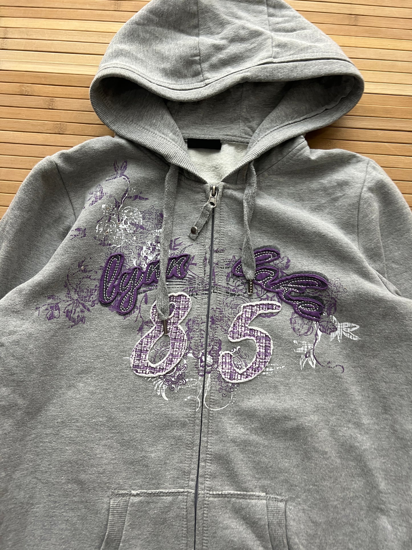 Colours Zip Up Hoodie 🙋‍♀️ (L)