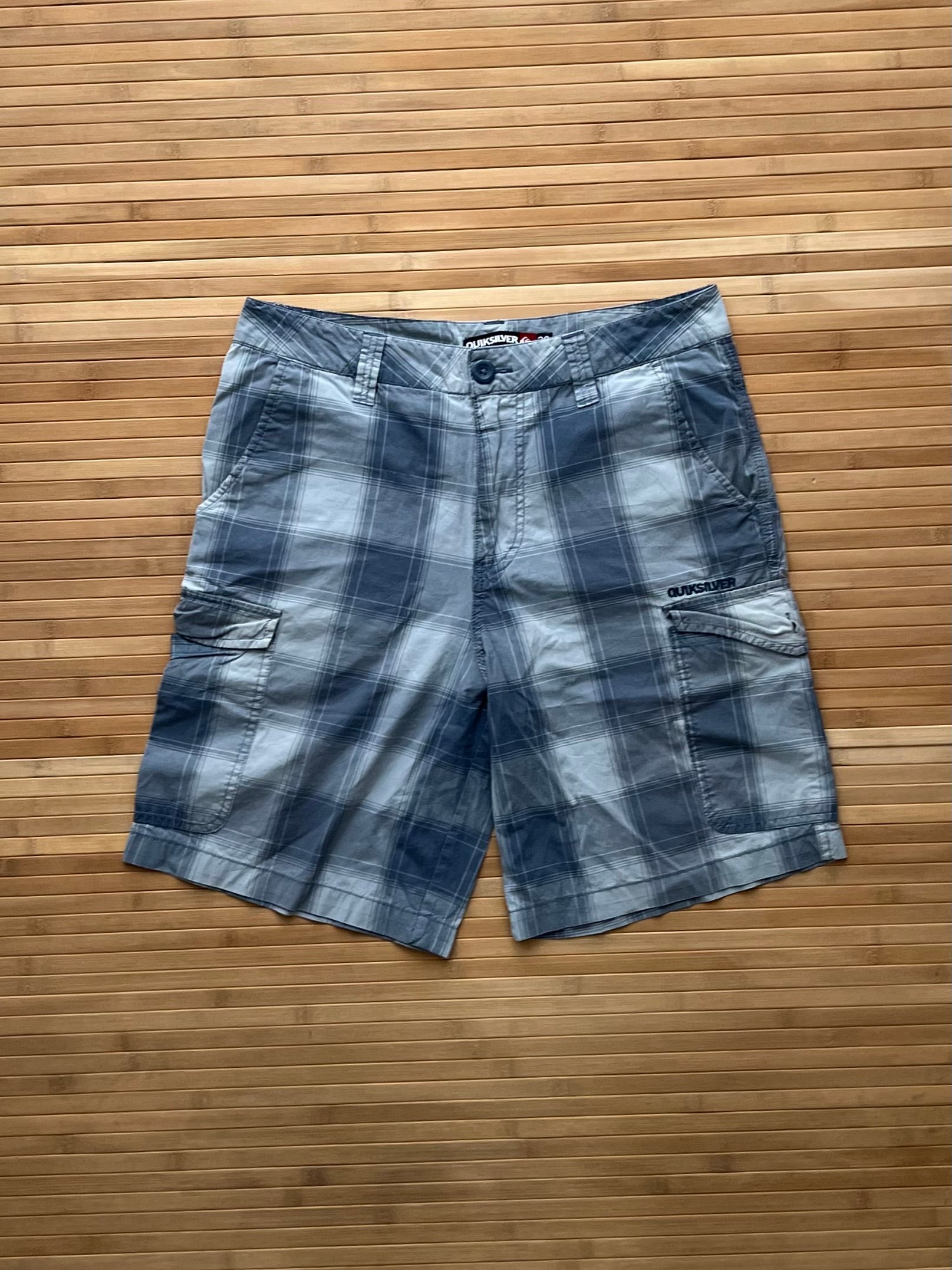Quick Silver Stripped Shorts (32)