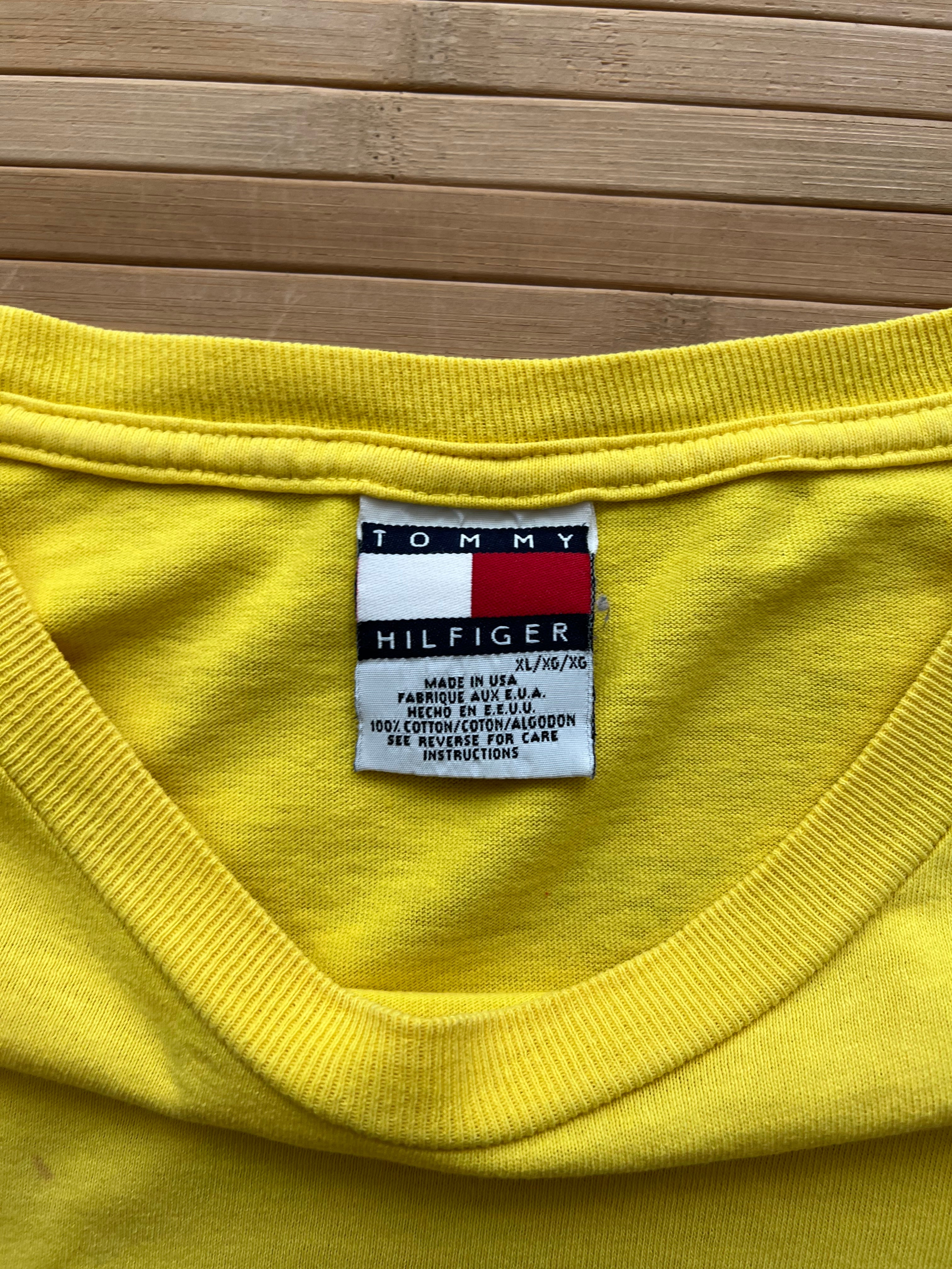 90s Tommy Hilfiger Tee (XL)