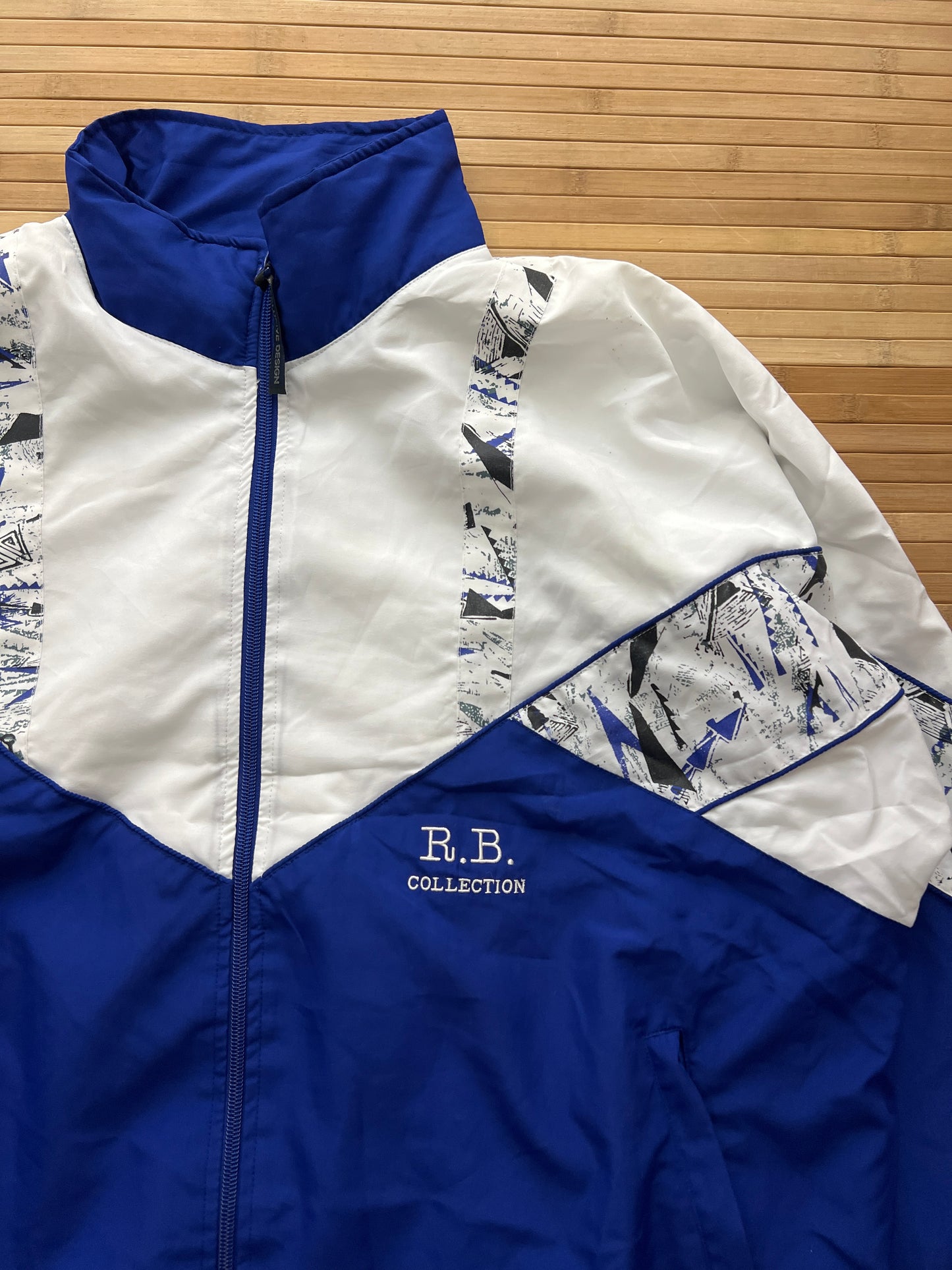 R.B Collections Zip Up (XL)