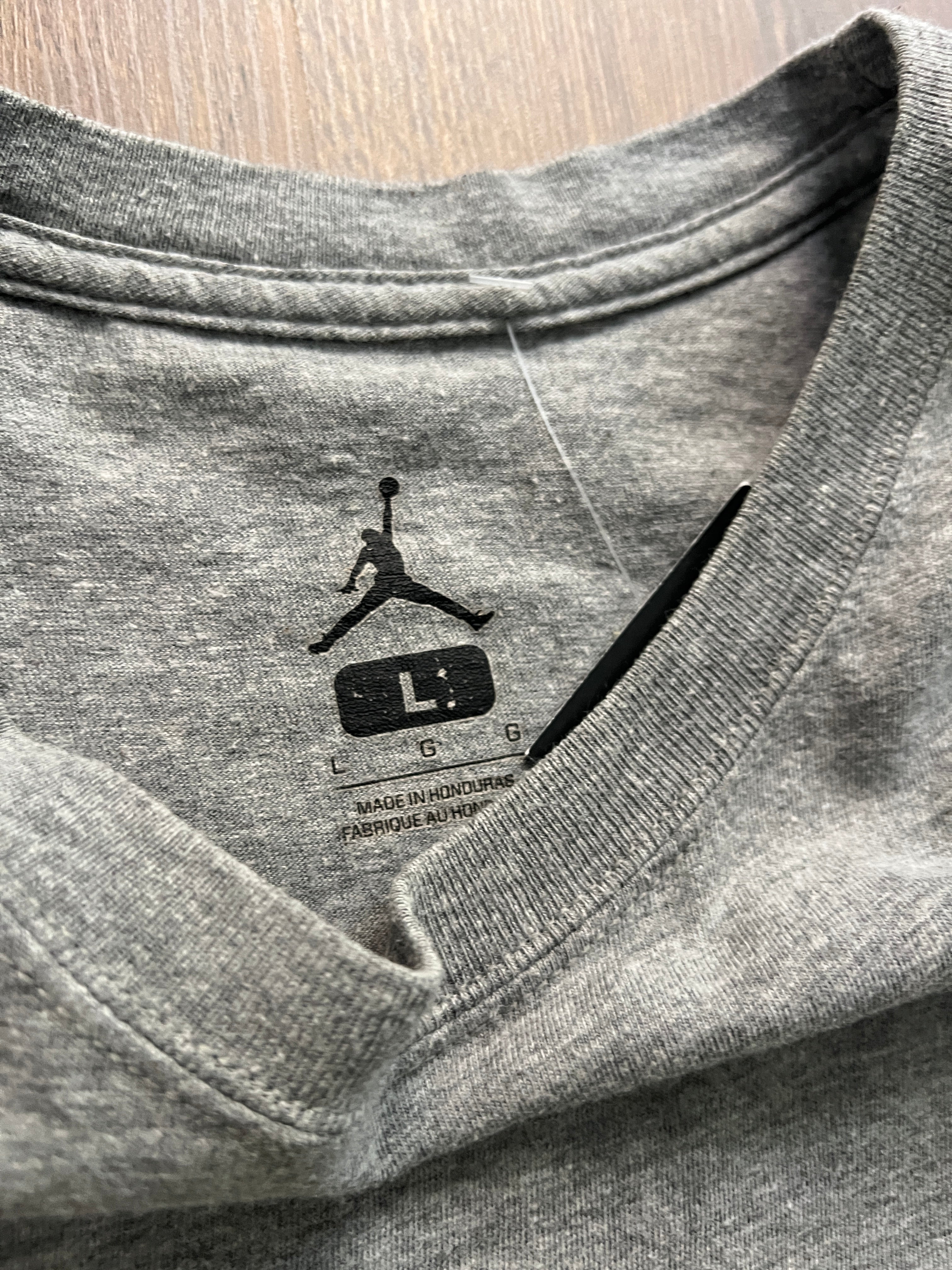 Jordan Tshirt ( L)