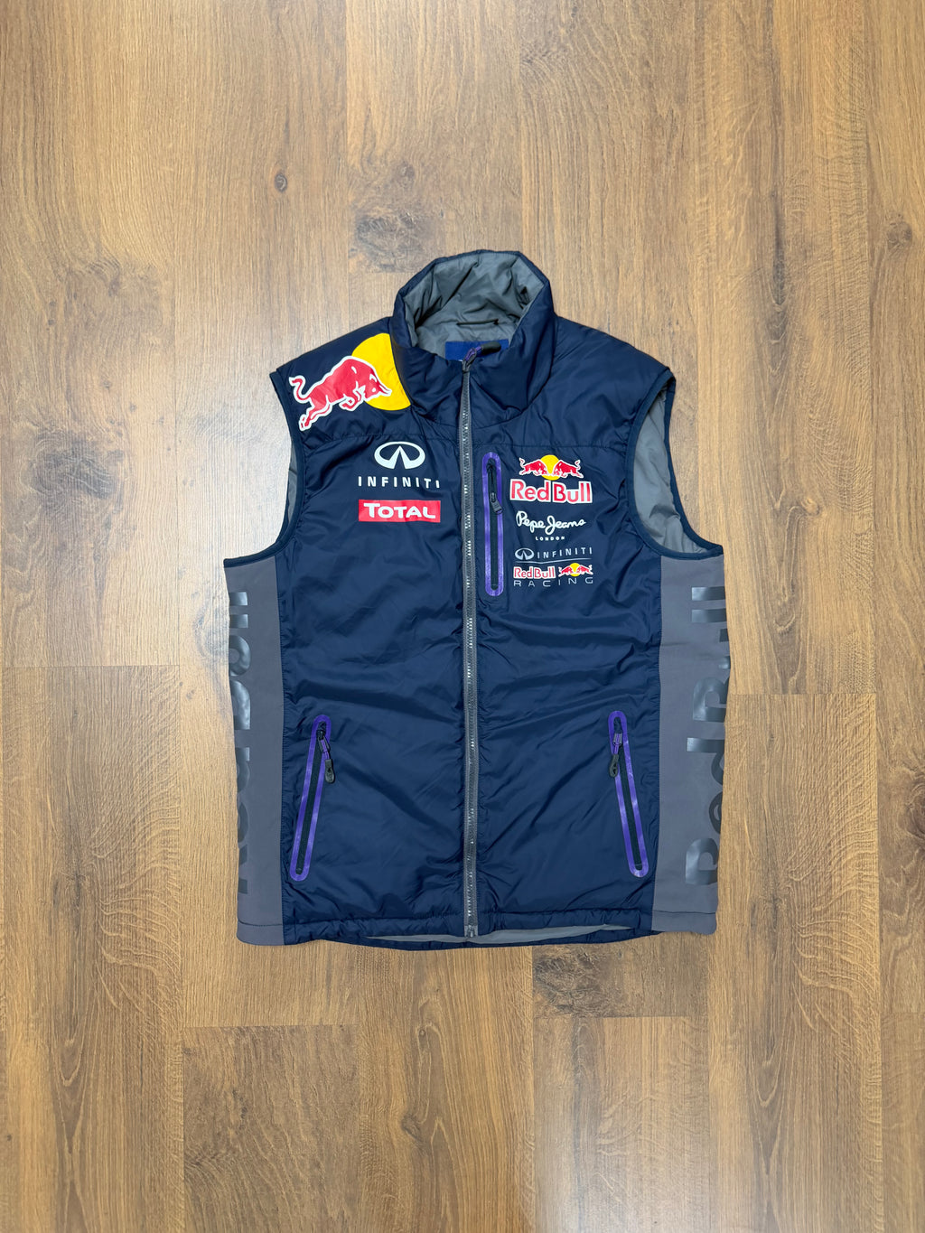 Pepe Jeans Red Bull Vest (M)