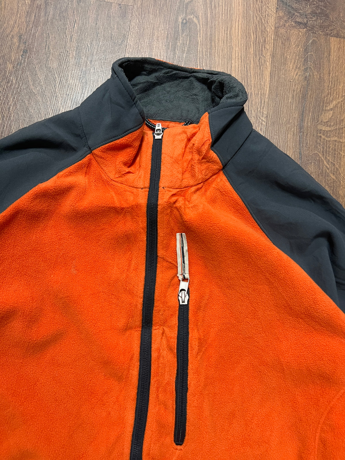 Y2K Nike Fleece( L)