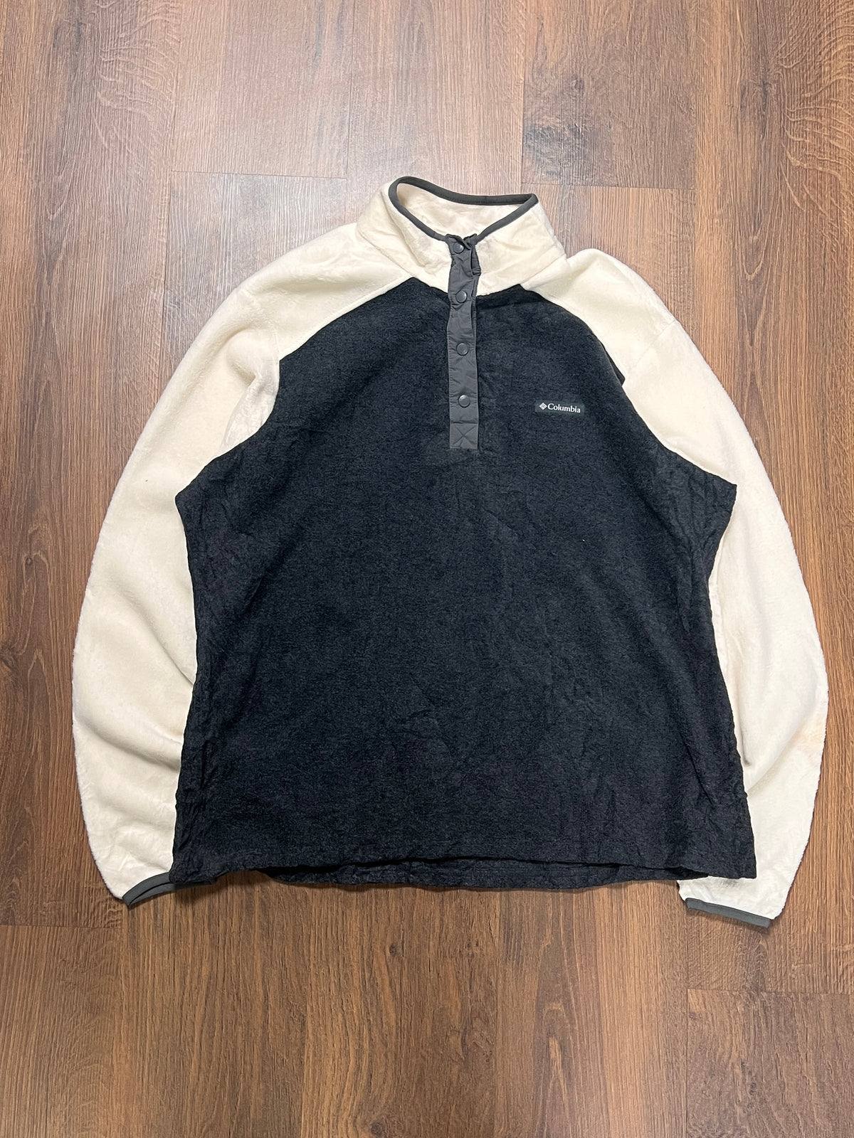 Brand New Columbia Fleece(L)