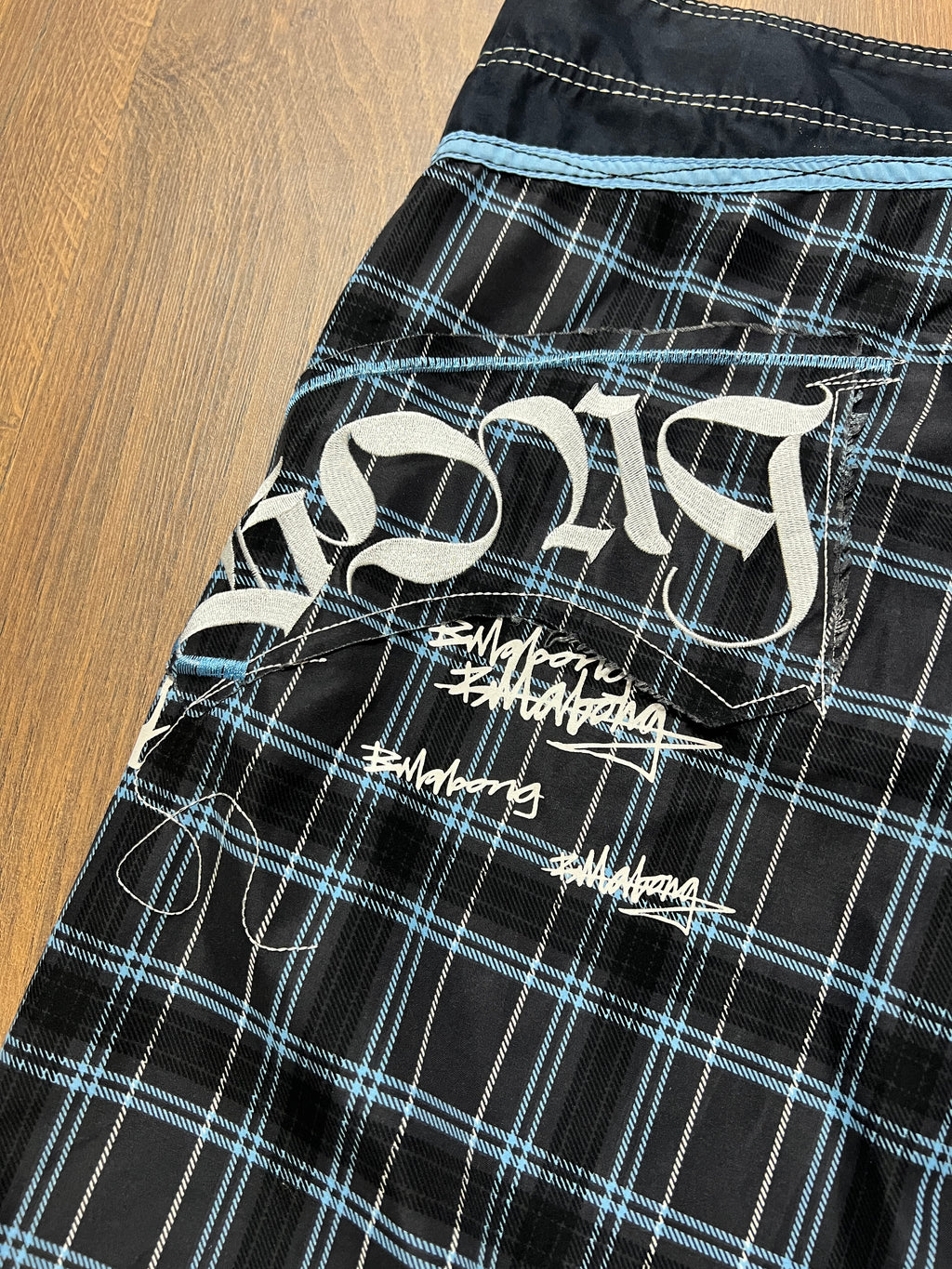 Billabong Striped Shorts (38)