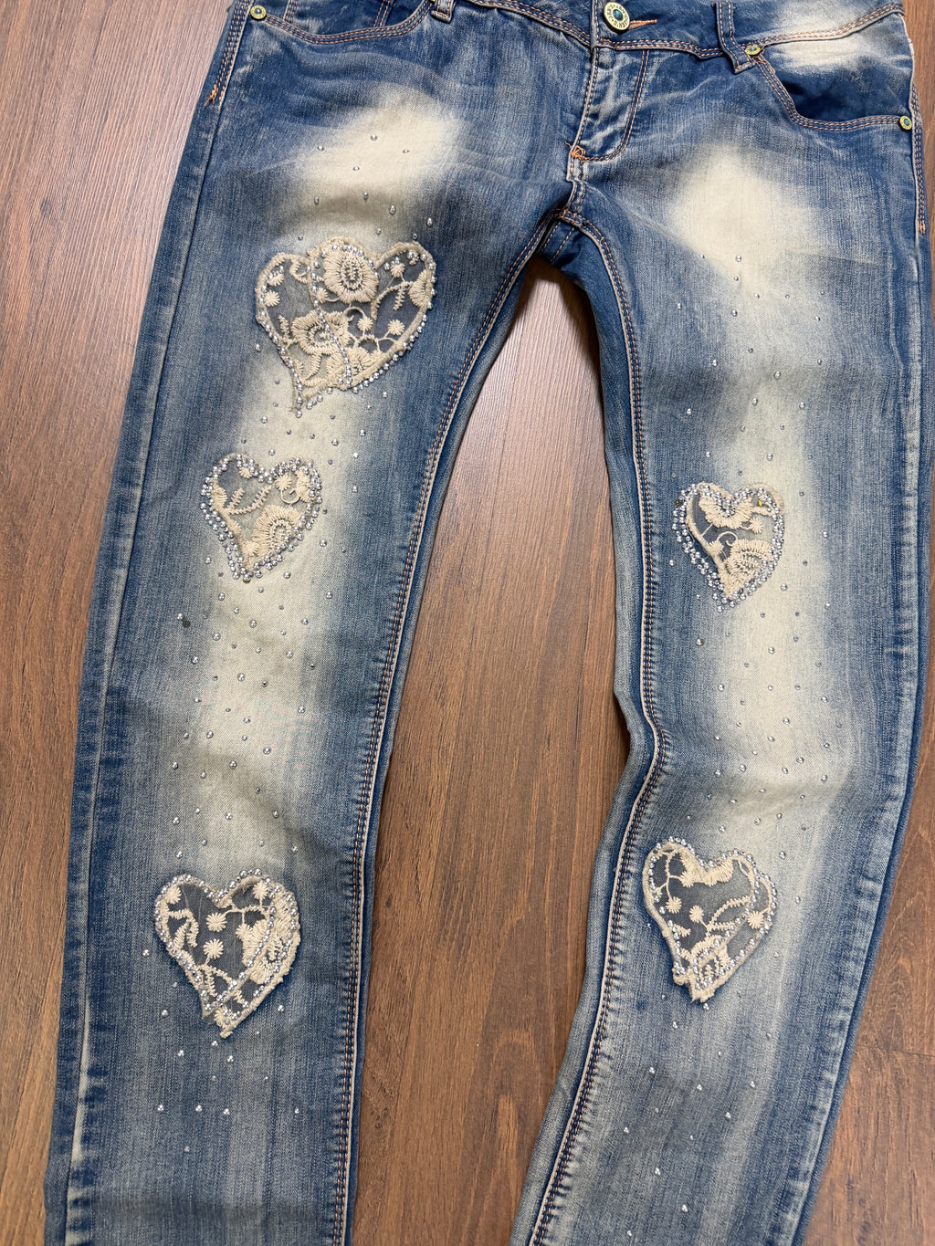 Y2K Studded Jeans 🙋‍♀️ (30x30)