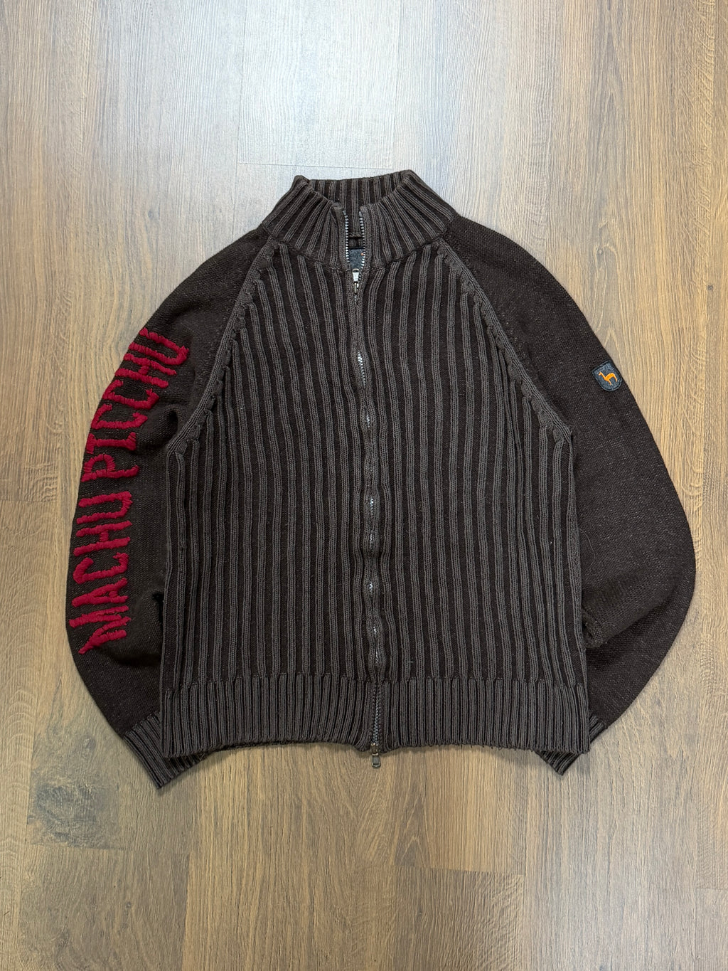 Machu pichu zip up knit (M)