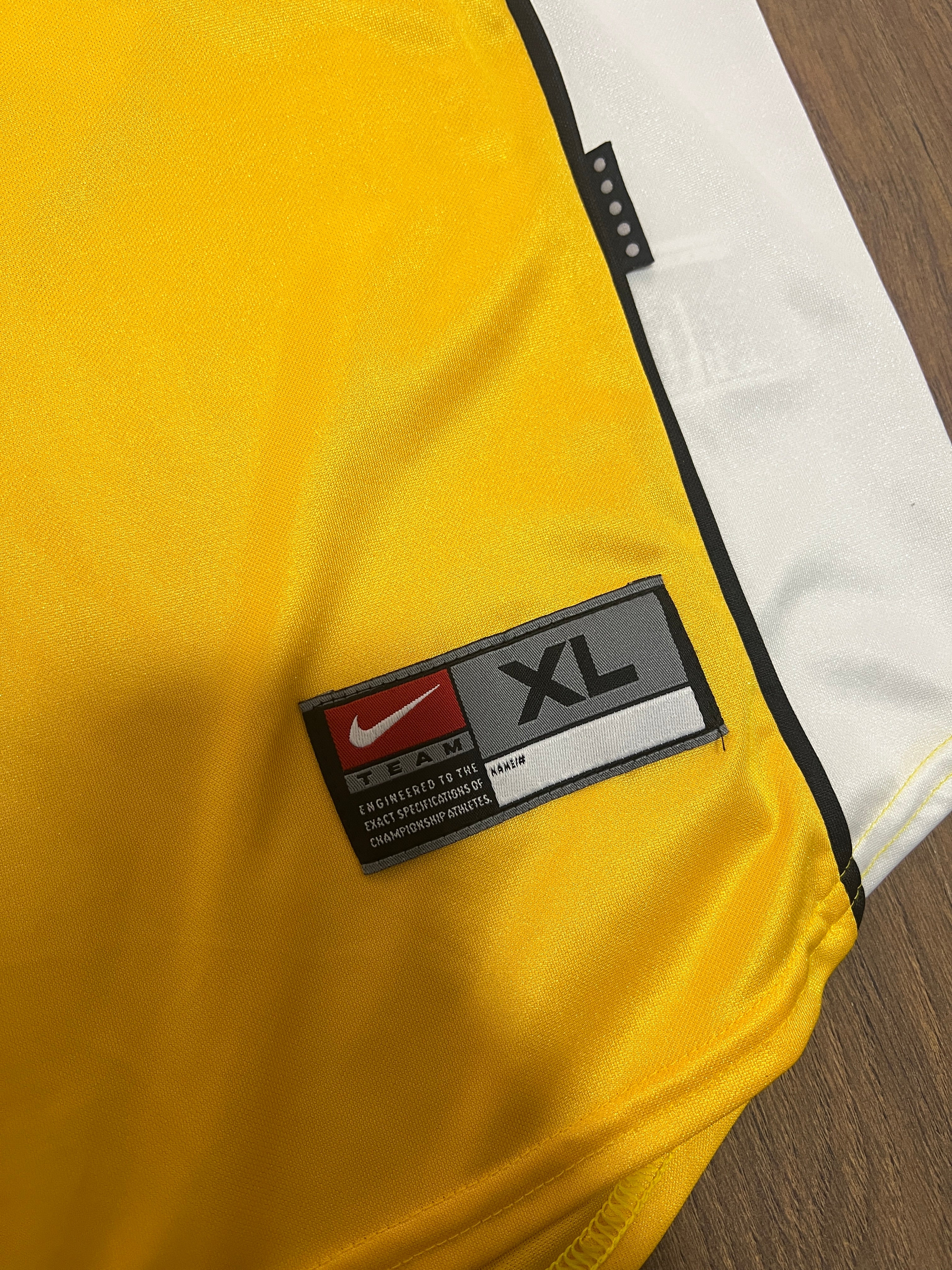 Borussia Dortmund 1998-00 Home Jersey (XL)