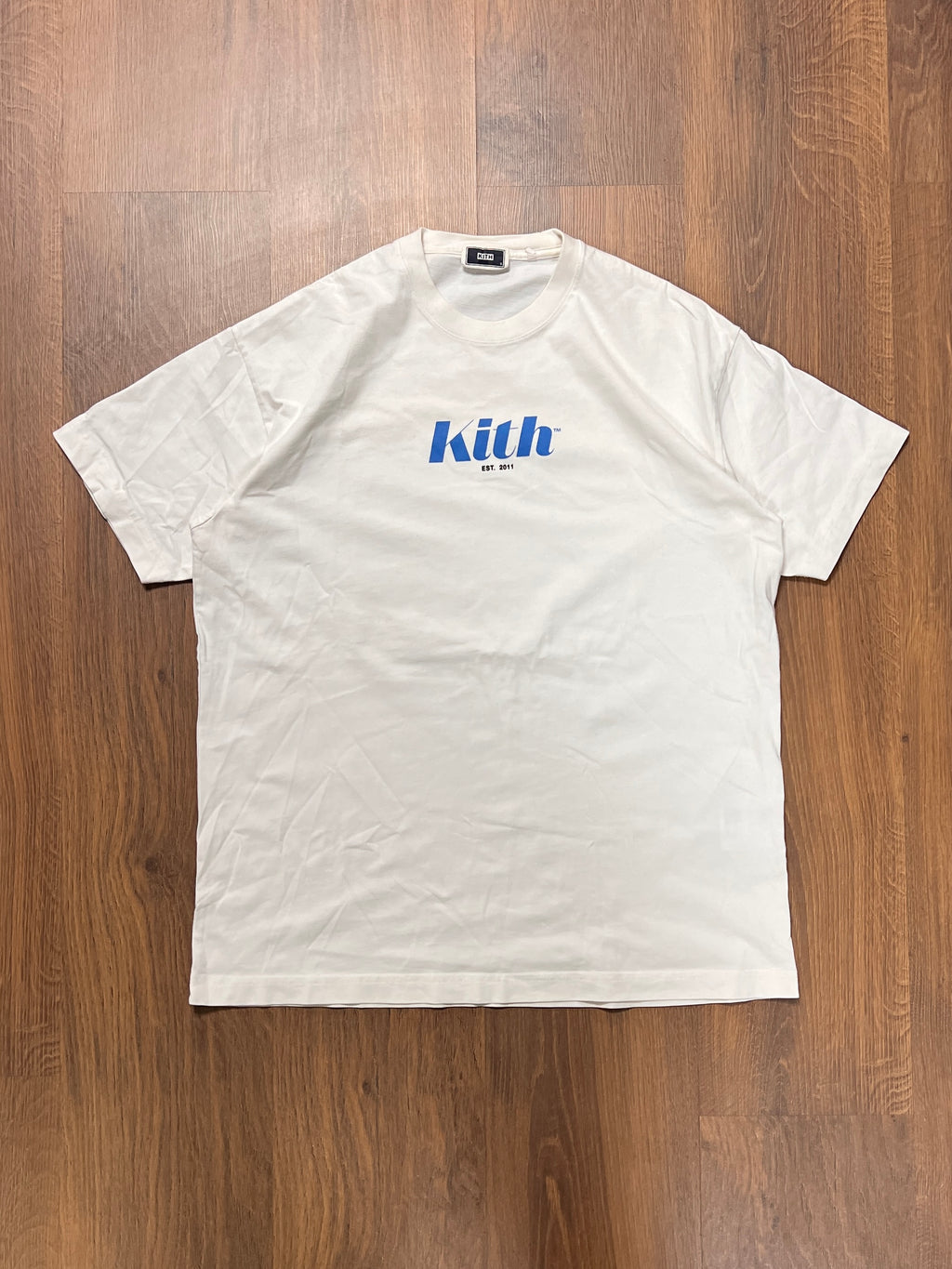 Kith spellout tshirt (L)