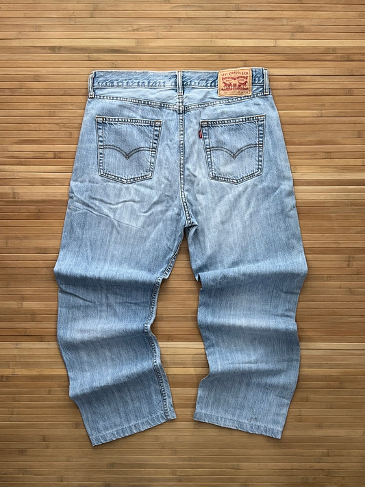Levis Jeans (34x30)