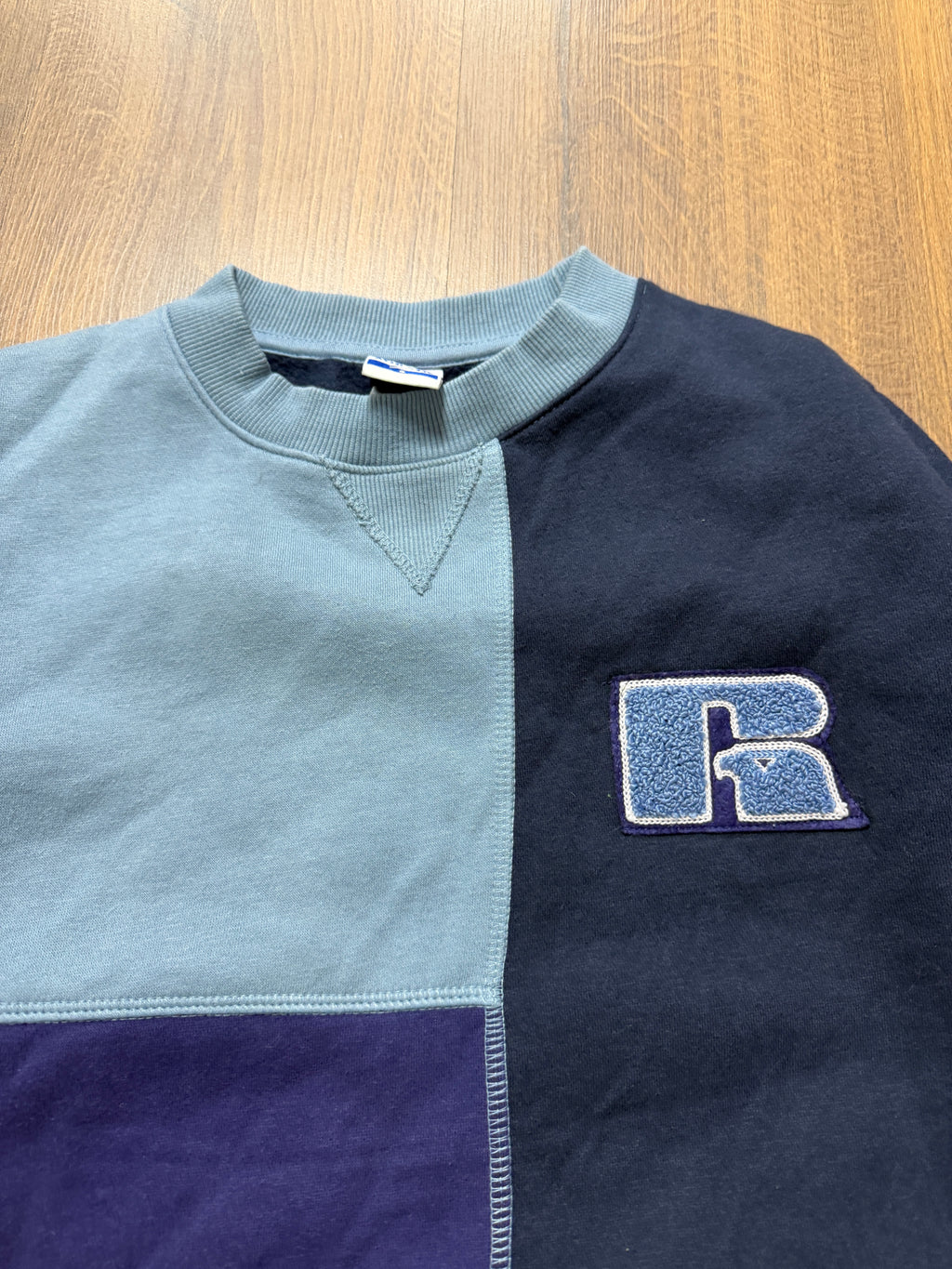 Russell Athletic Sweater( M)