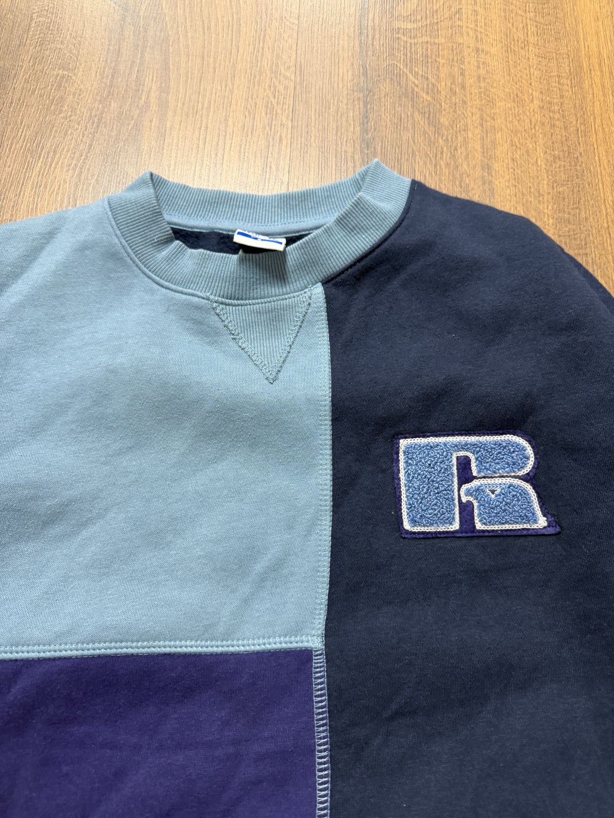 Russell Athletic Sweater( M)