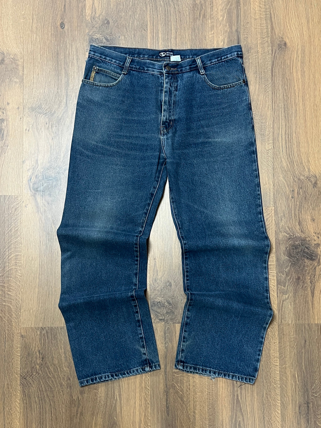 Baggy Blue Jeans (38x32)