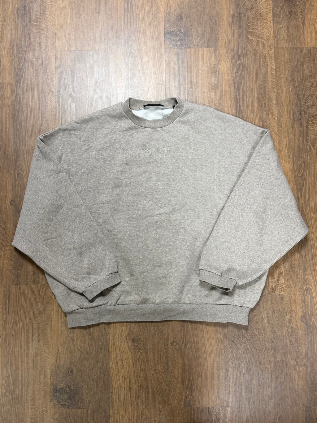 Essentials Fear of god sweater (2XL)