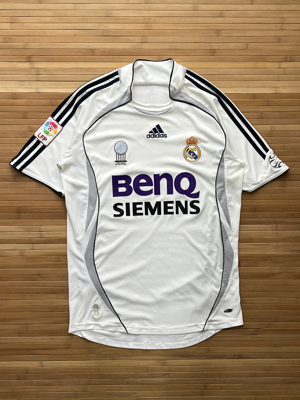 Real Madrid 2006 Home Jersey (M)