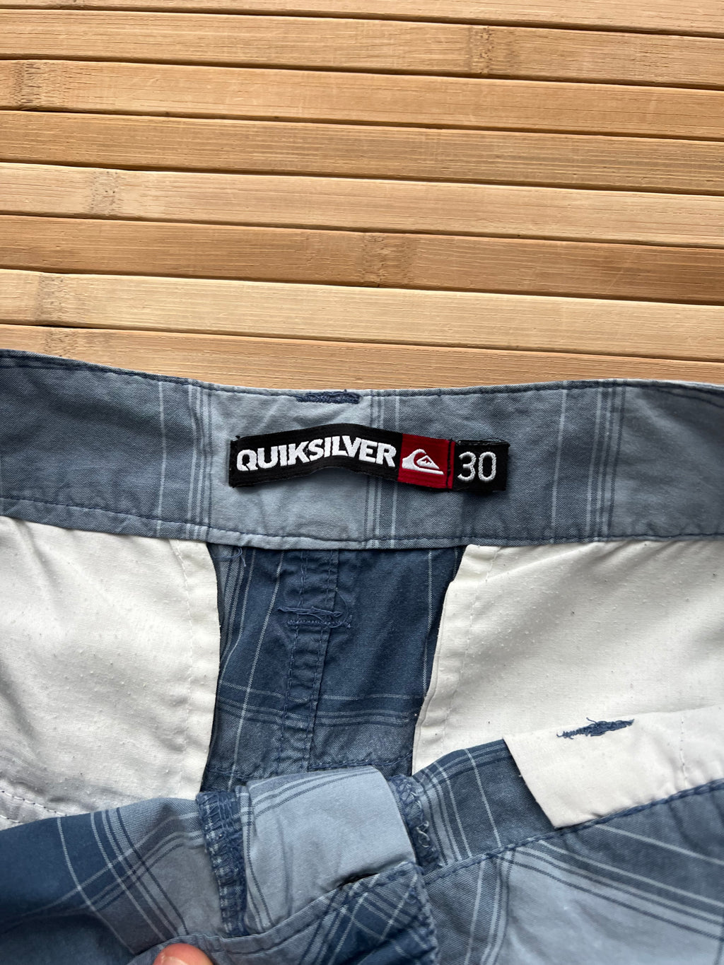 Quick Silver Stripped Shorts (32)