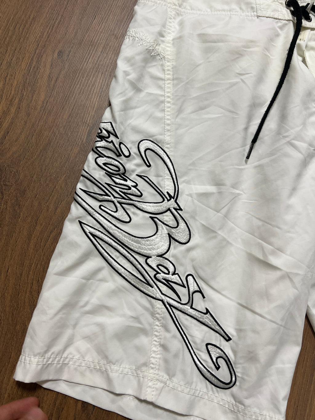 Scorpion bay white board shorts (34)
