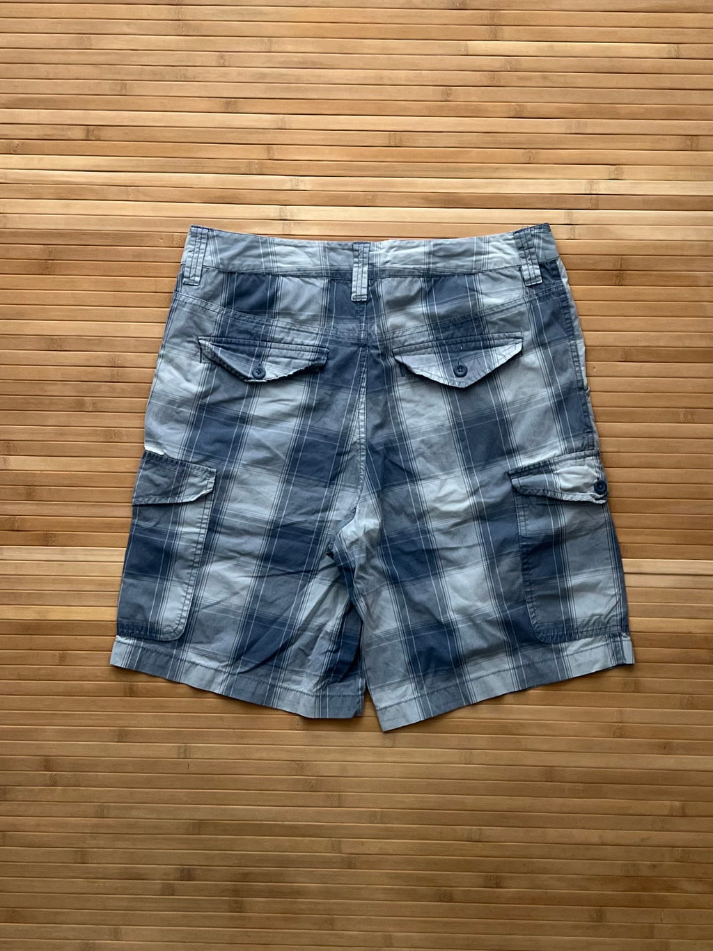 Quick Silver Stripped Shorts (32)