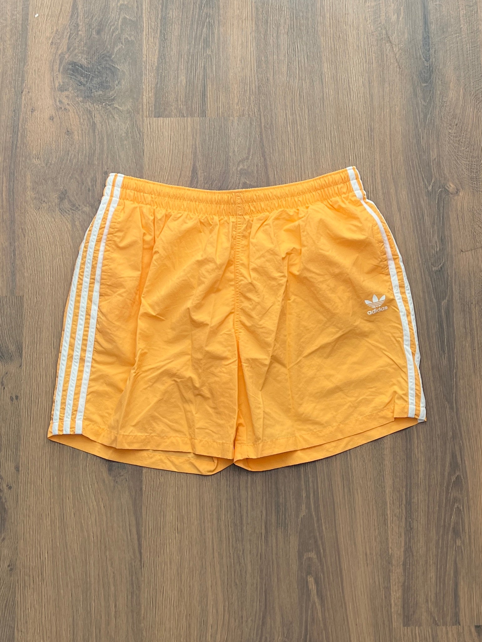 Adidas Bright Shorts(XL)