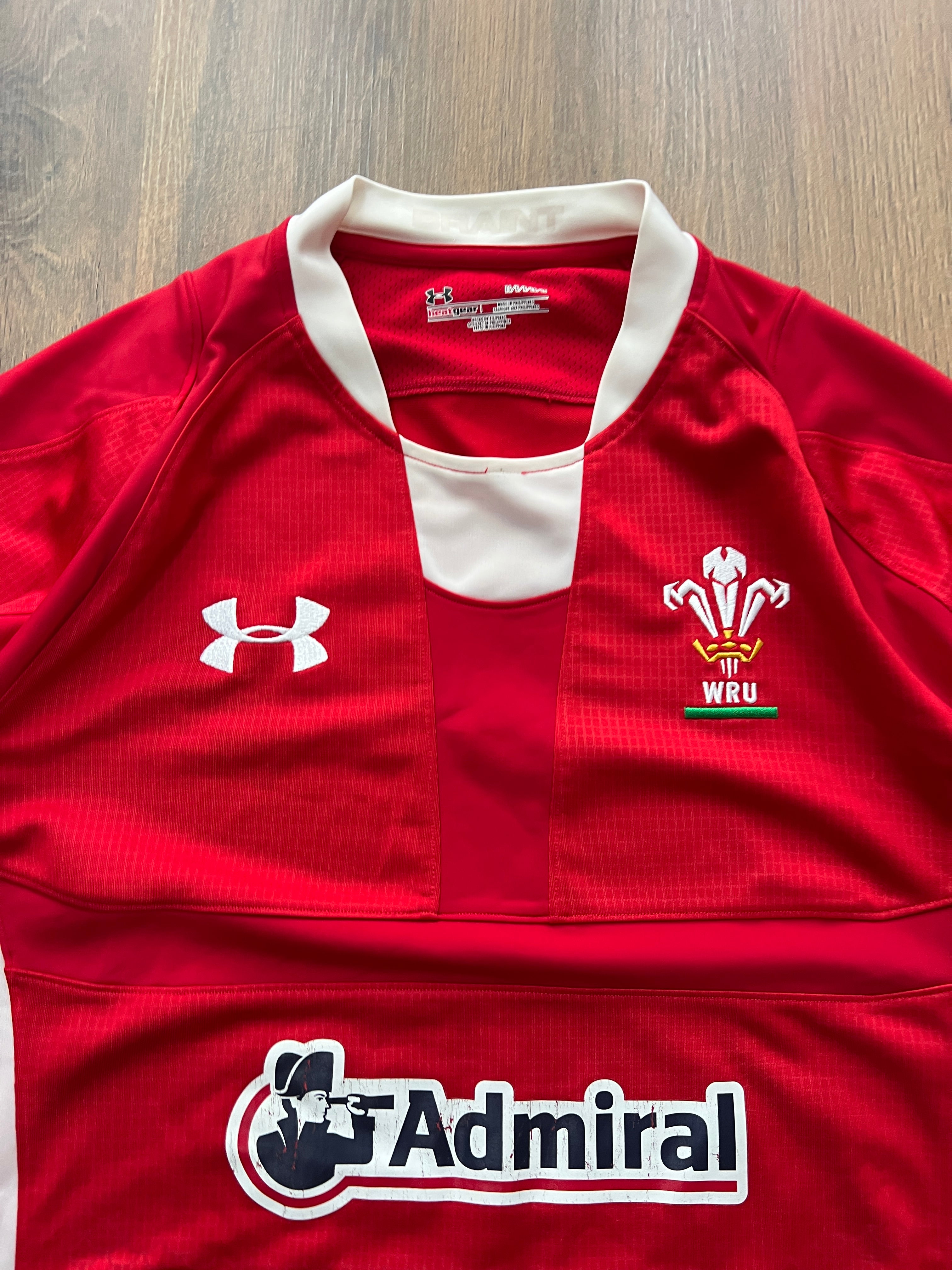 Wales Rugby 2011 Away Jersey (L)