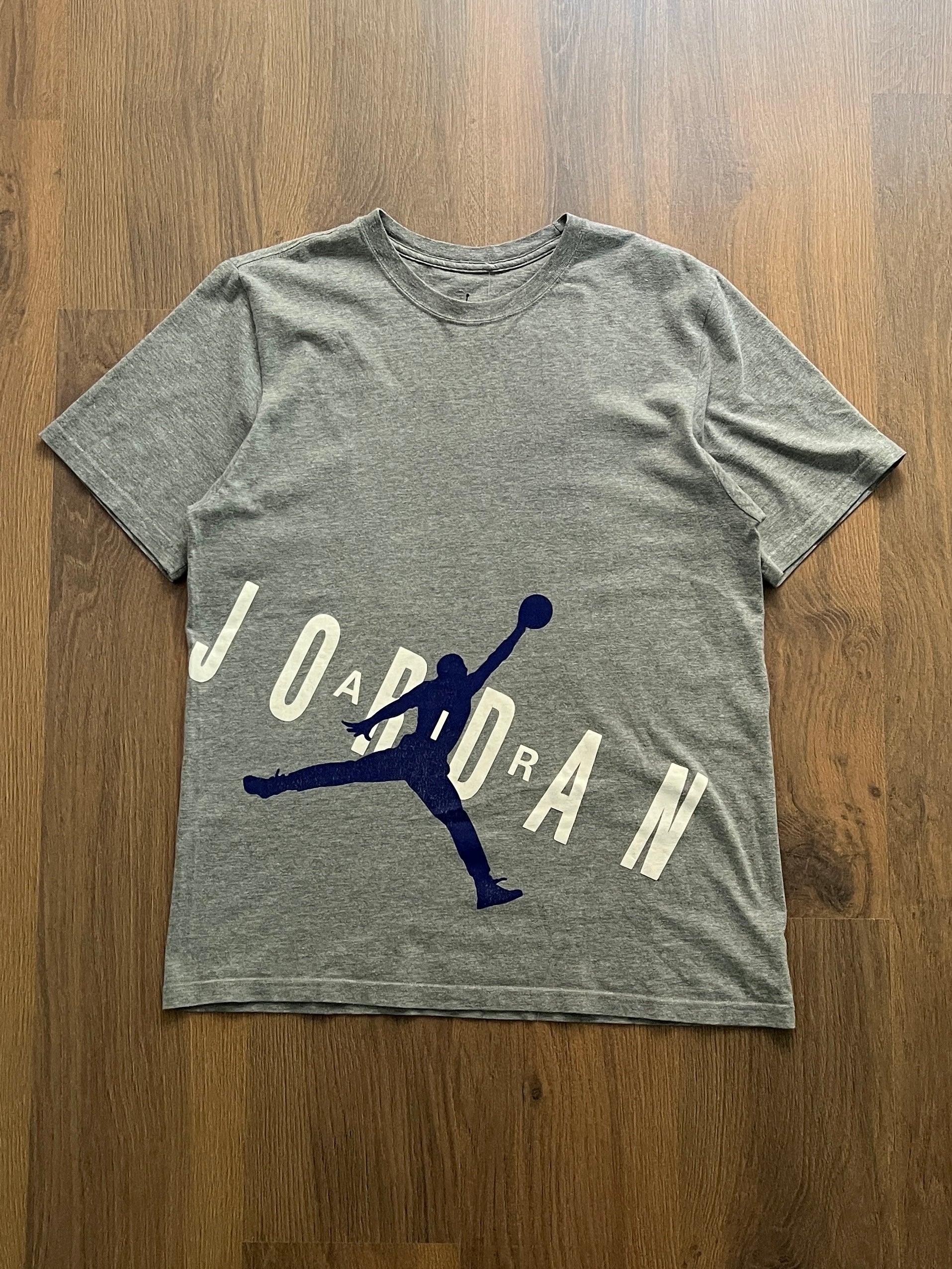Jordan Tshirt ( L)