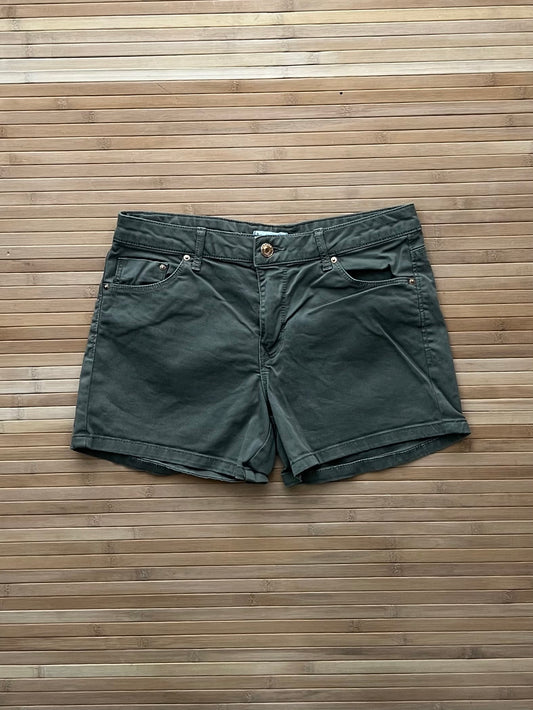 Stradivarius Women’s Short (28)