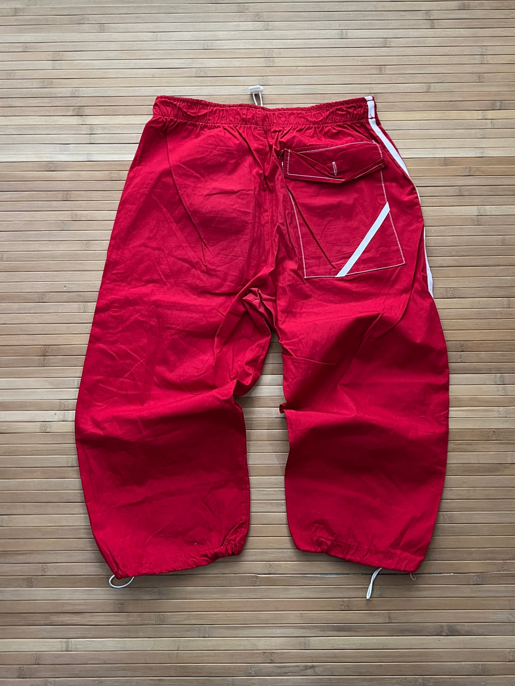 Red Capris 🙋‍♀️ (28/30)