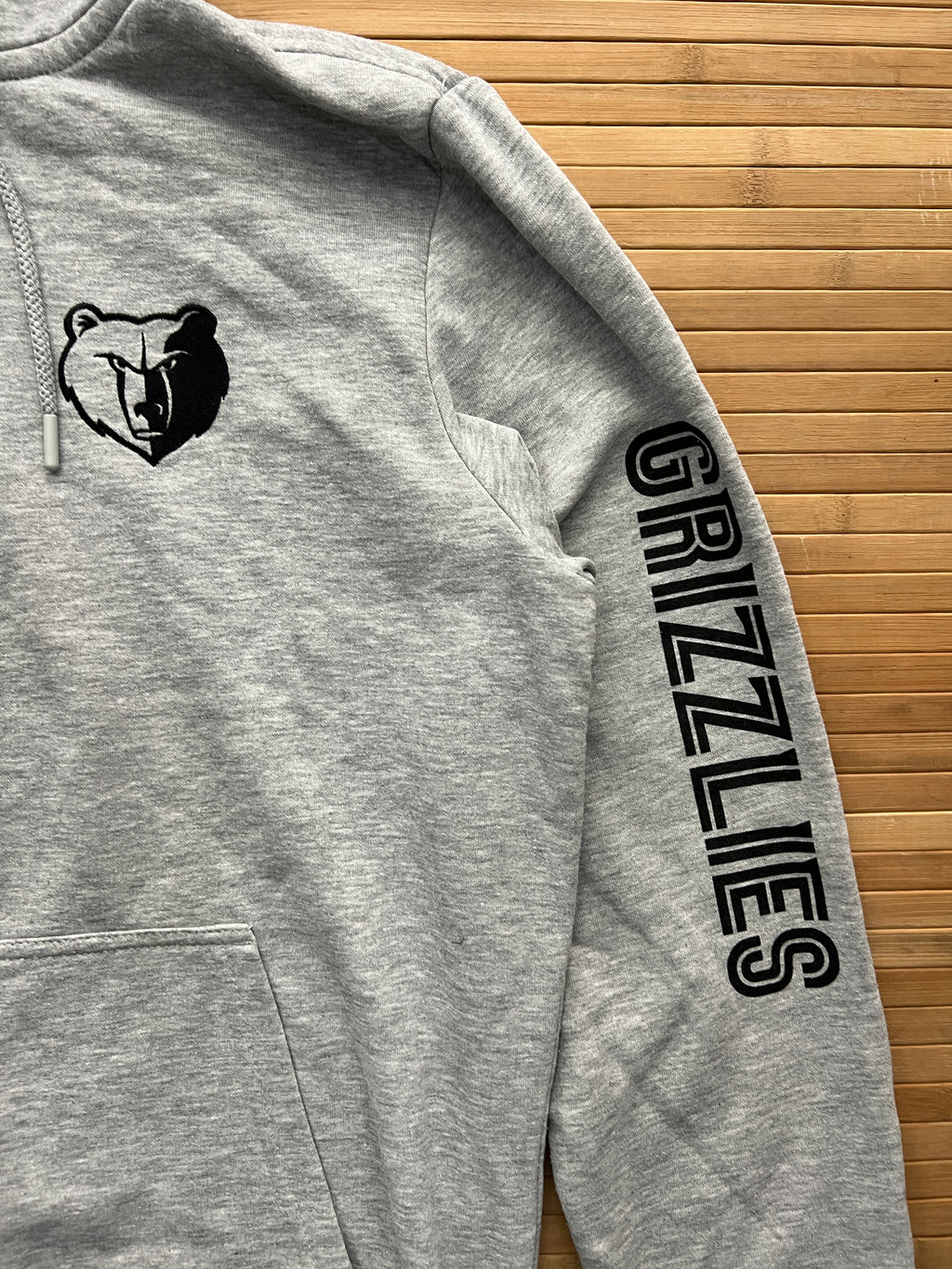 Grizzlies Zip Up Hoodie (L)