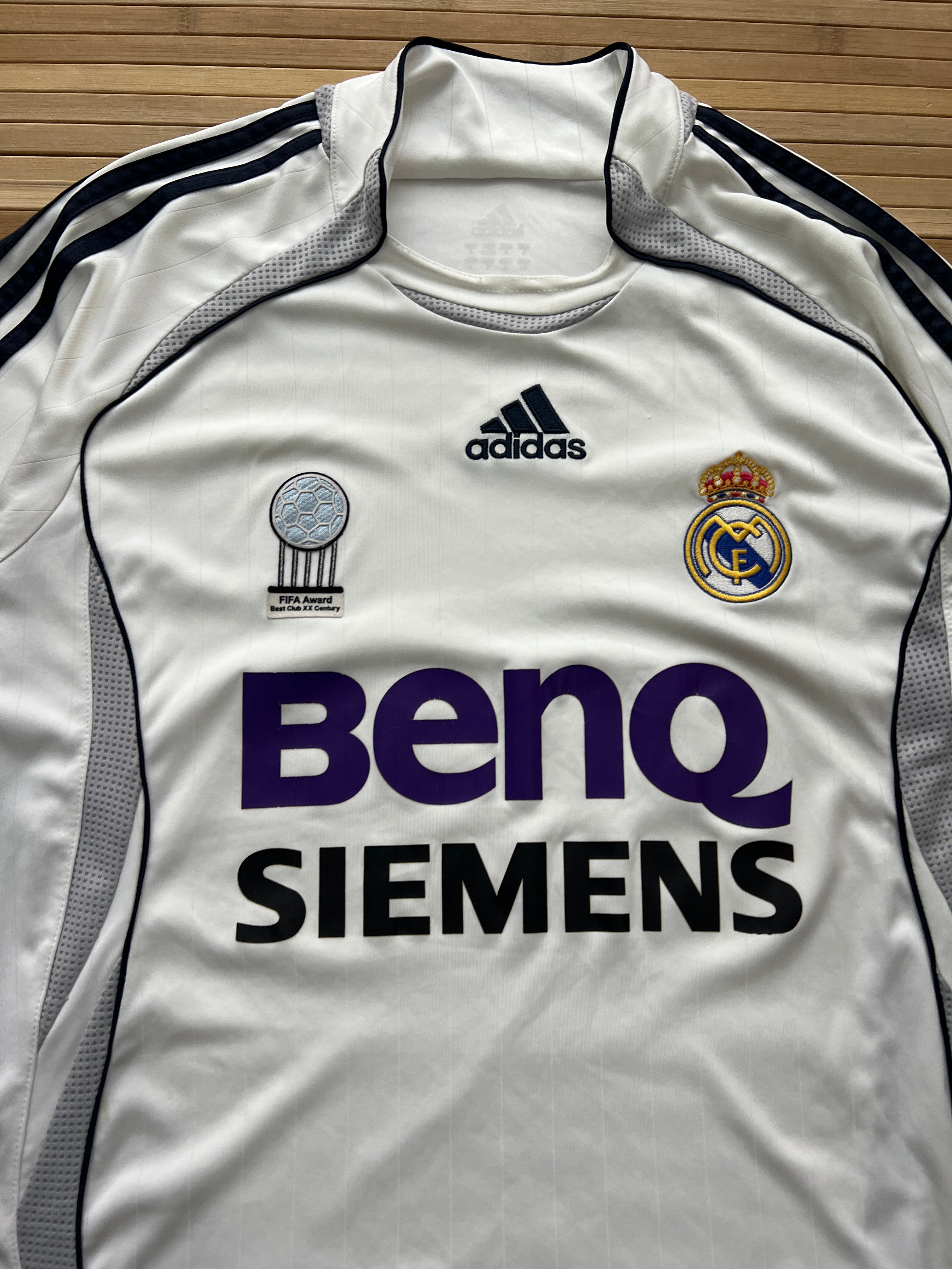 Real Madrid 2006 Home Jersey (M)