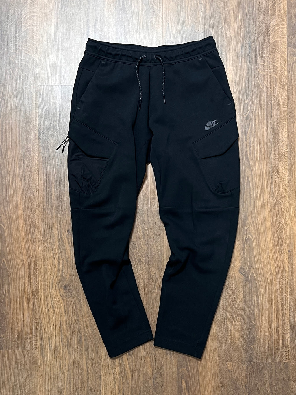 Nike Tech Cargo Sweatpants (M)