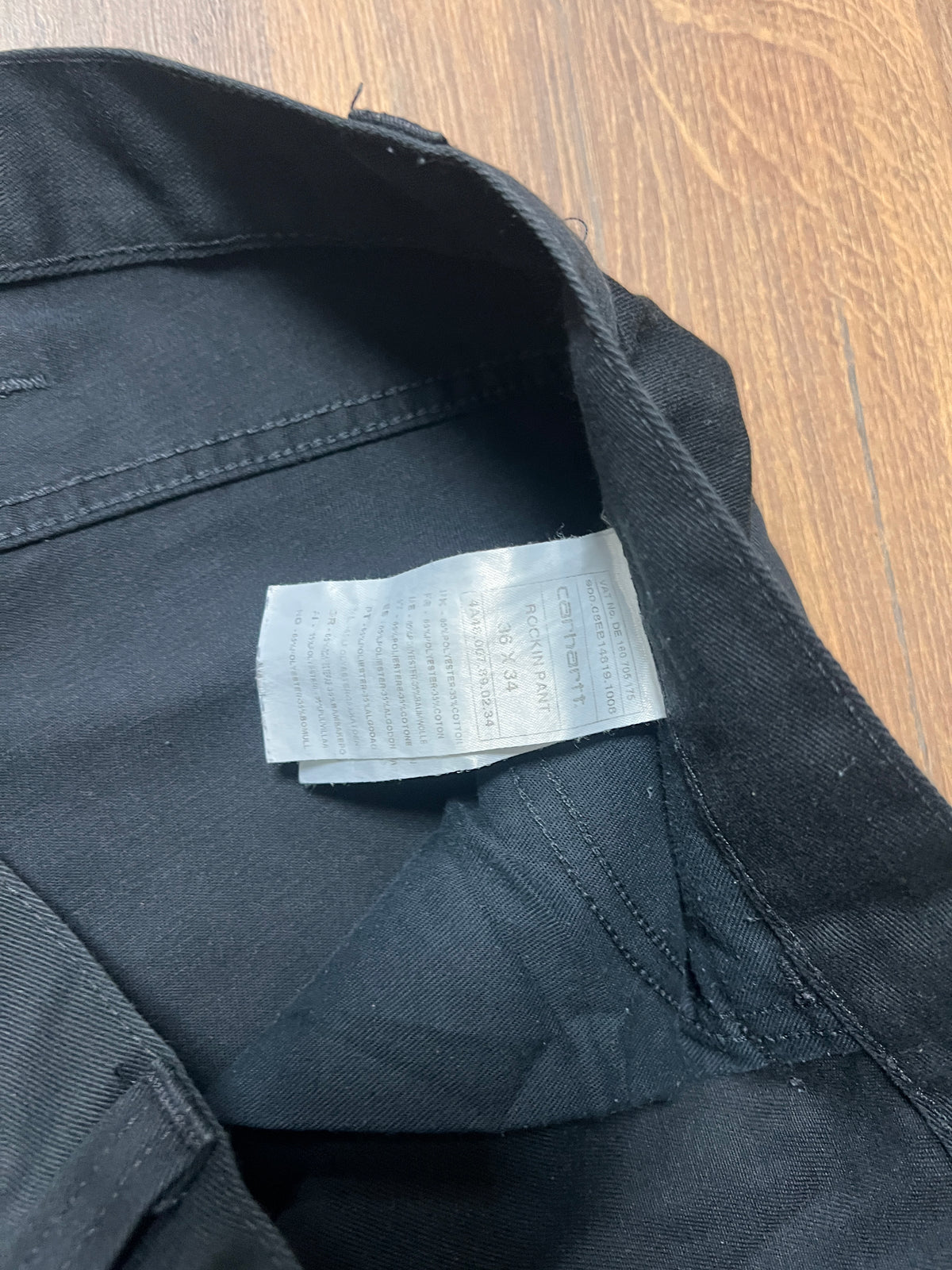 Carhartt black pants (38x32)