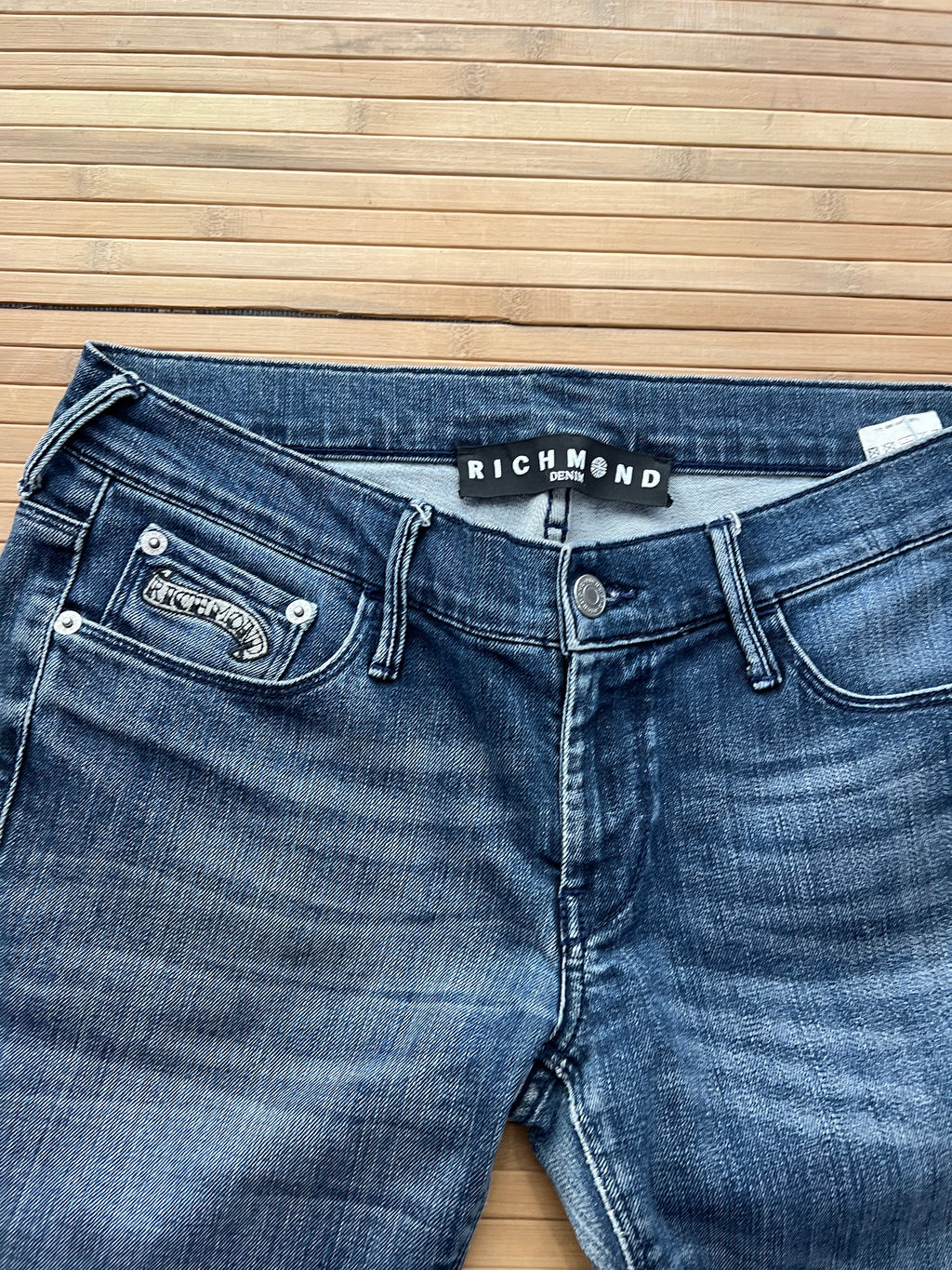 Richmond Jeans 🙋‍♀️(30x30)