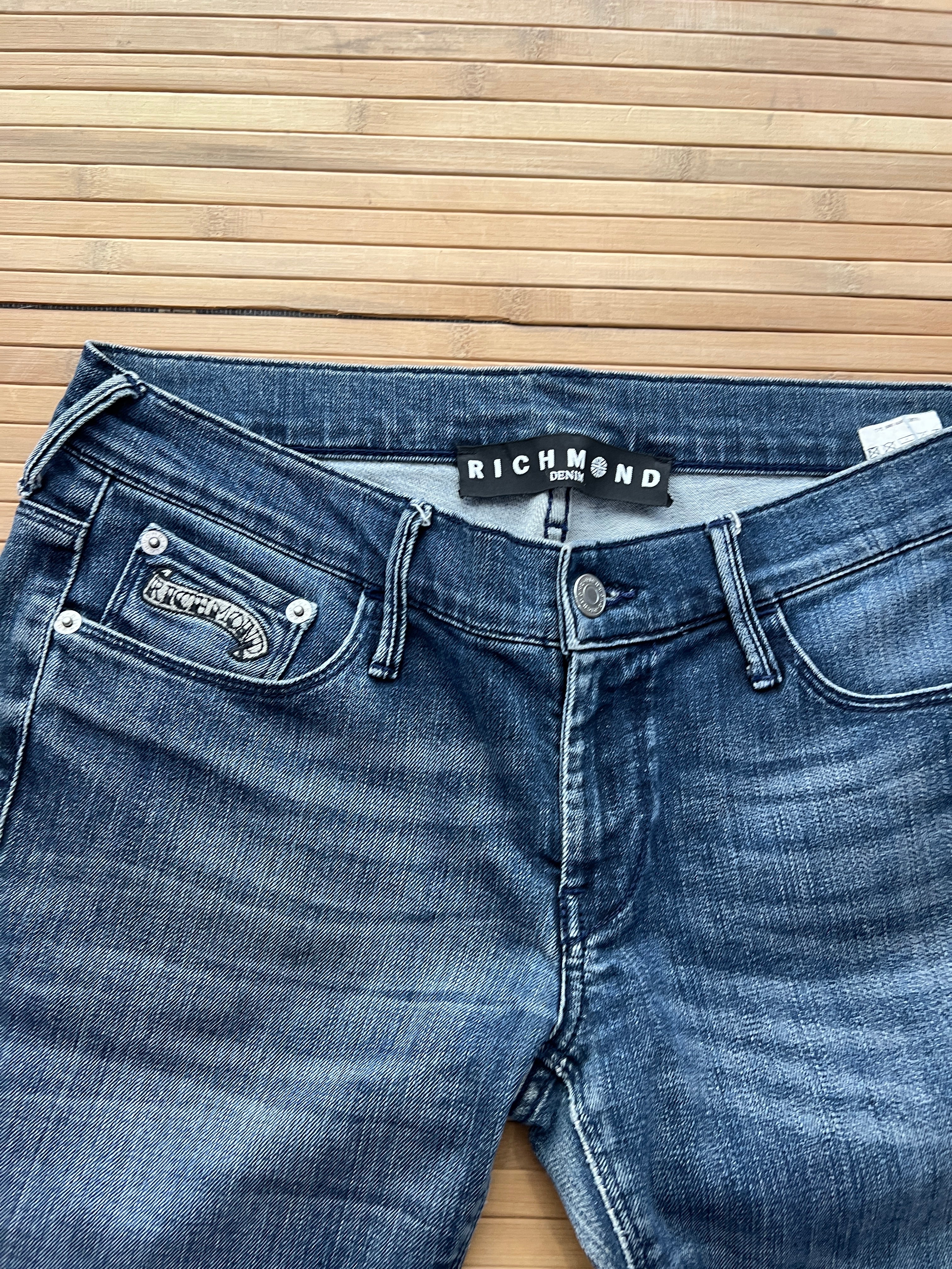 Richmond Jeans 🙋‍♀️(30x30)