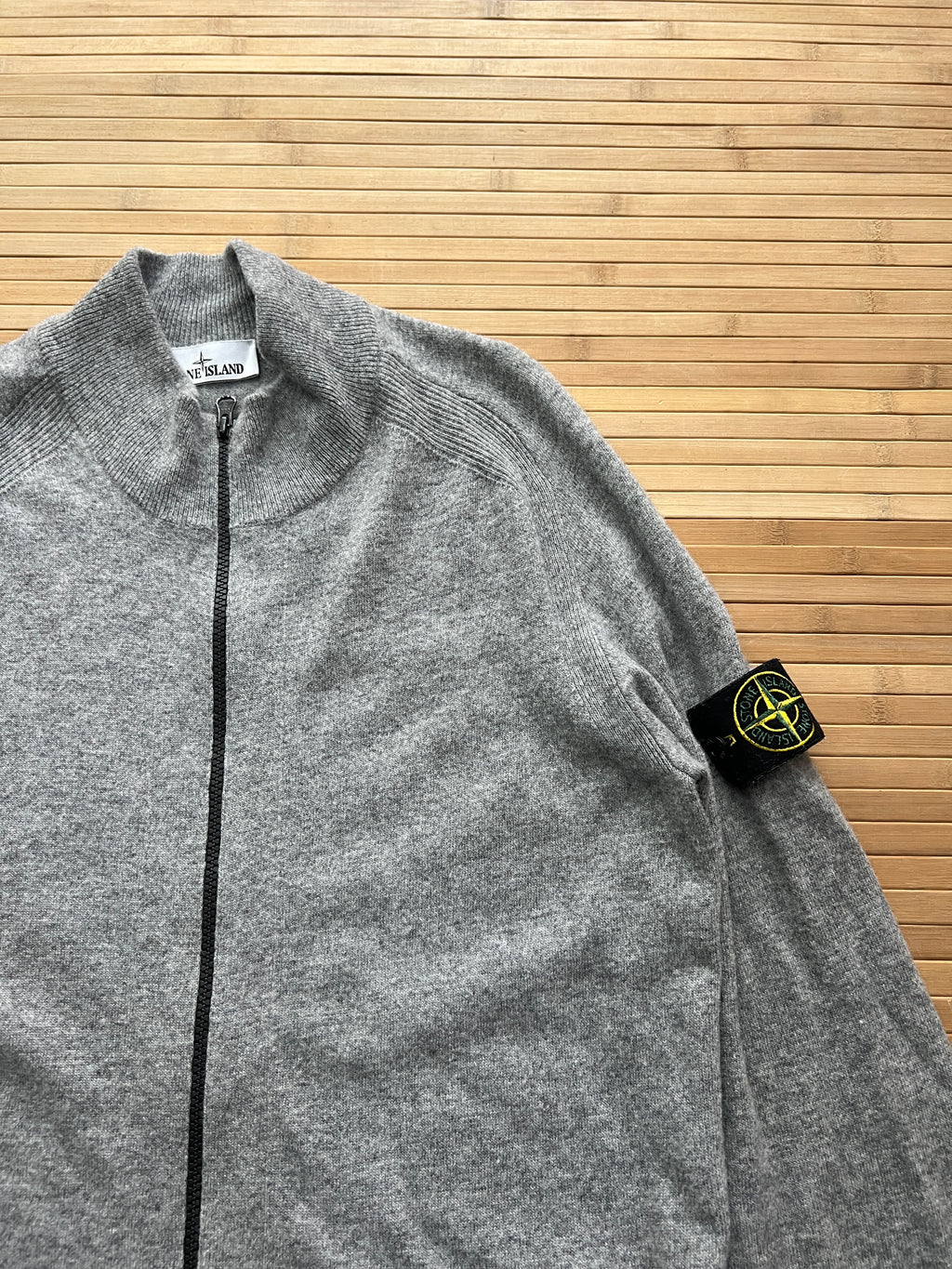 Stone Island Zip Up (L)