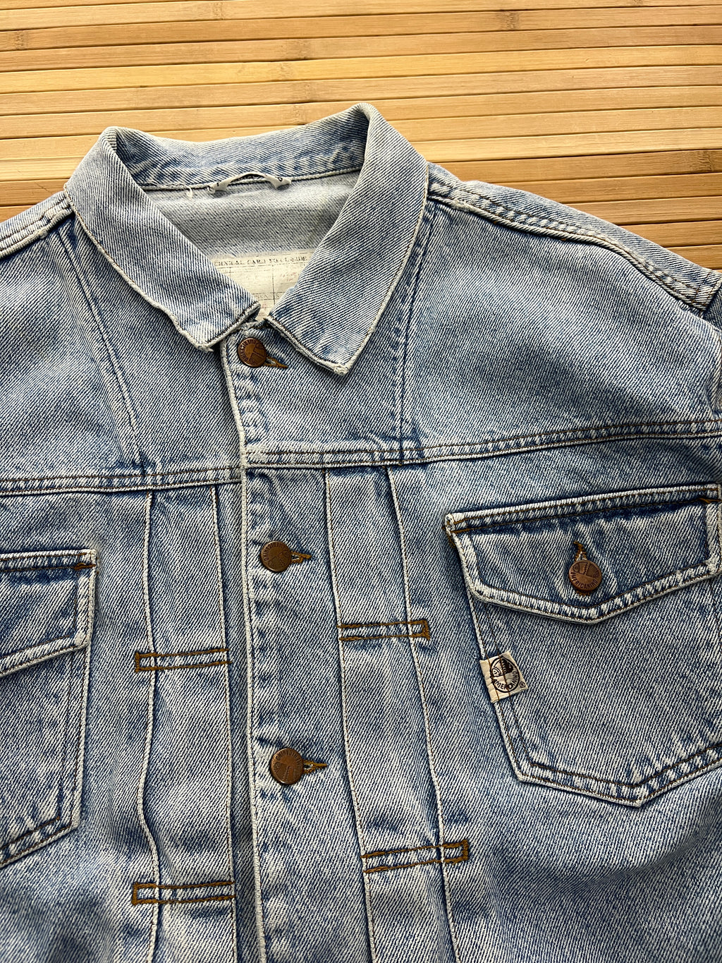 American Eagle Denim Jacket (M)