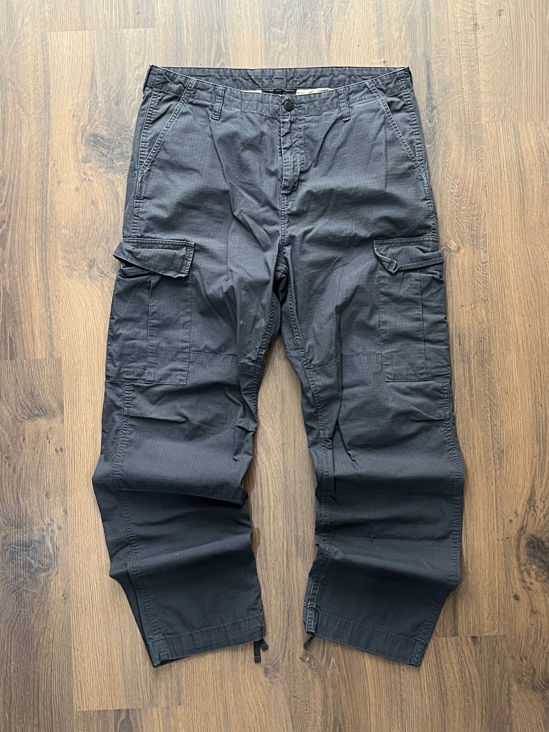Carhartt Cargo Pants (36x32)